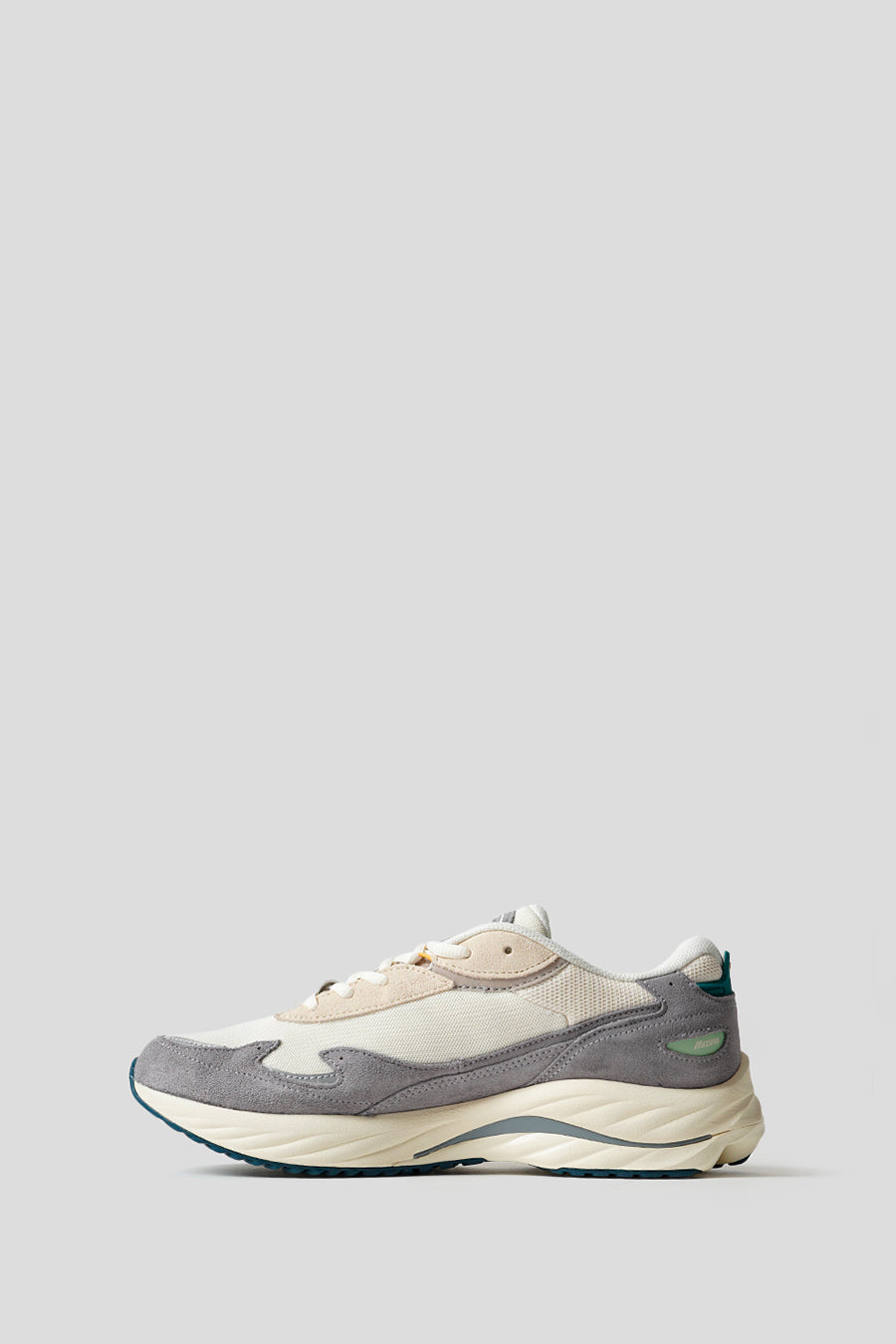 Оригінальна SNEAKERS WAVE RIDER ß PRISTINE, MOONLIT OCEAN AND QUICKSILVER MIZUNO – детальний вид