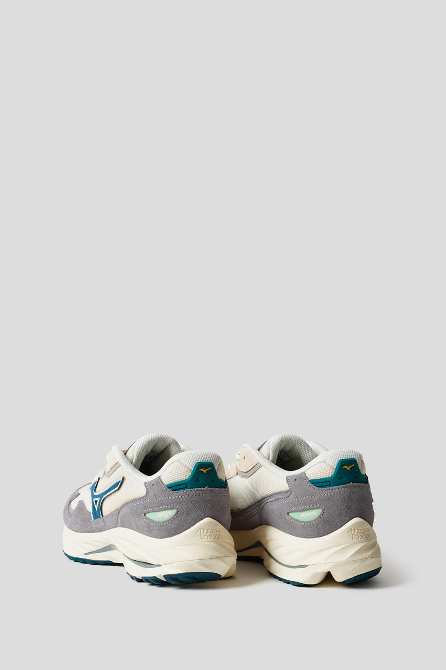 Оригінальна SNEAKERS WAVE RIDER ß PRISTINE, MOONLIT OCEAN AND QUICKSILVER MIZUNO – збільшений вид