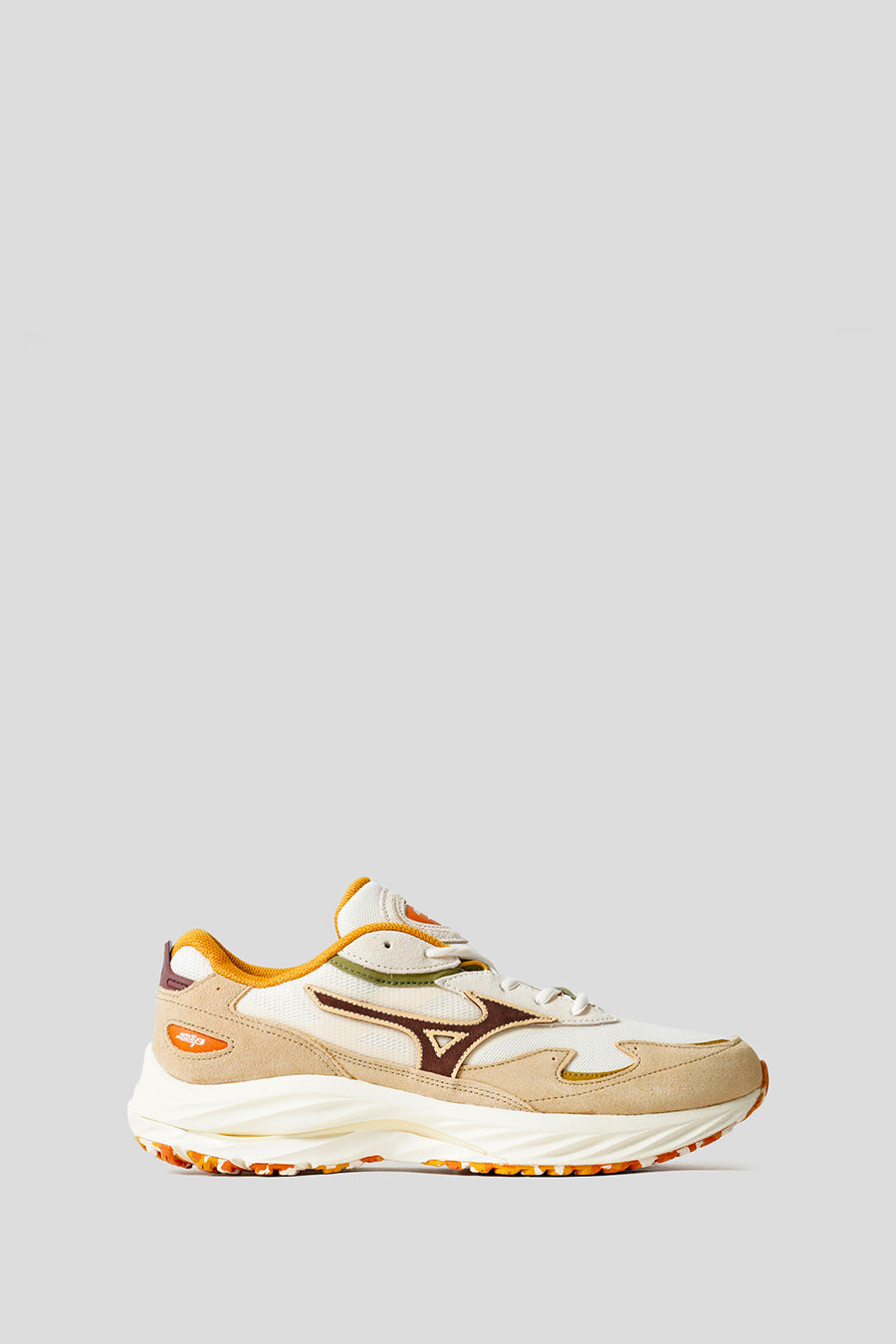 Оригінальна WAVE RIDER B PRISTINE AND COFFEE SNEAKERS MIZUNO – боковий вид