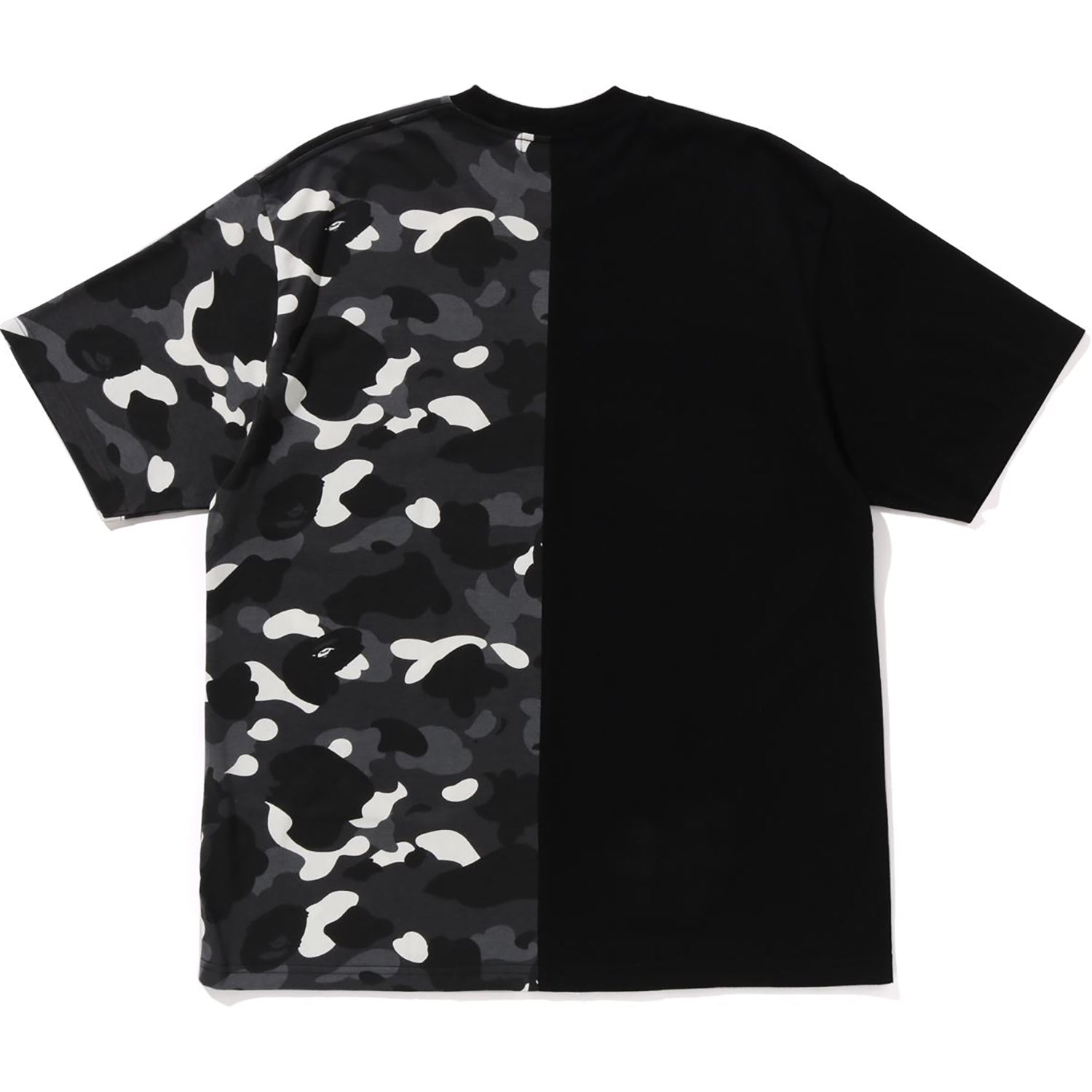 Оригінальна City Camo Tiger Shark Relaxed Fit Tee Mens A bathing ape – вид ззаду