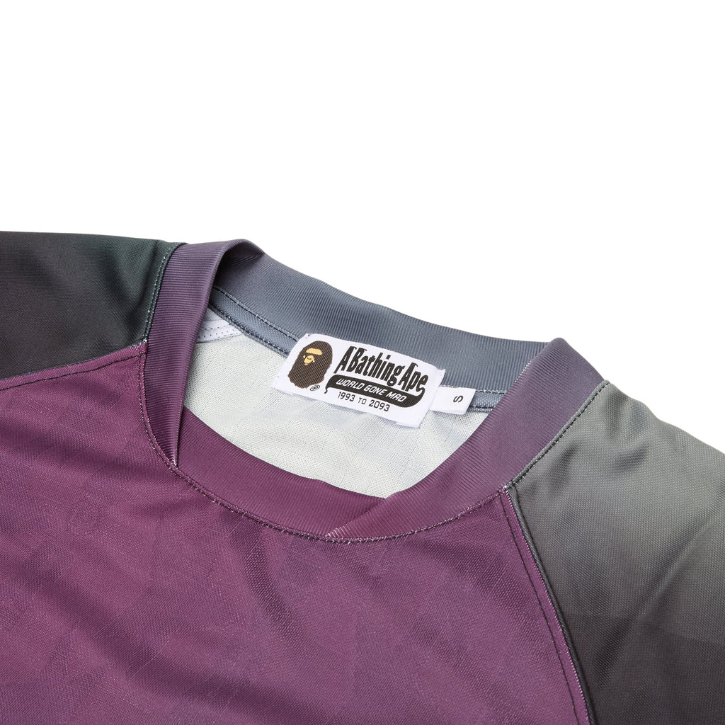Оригінальна Tie Dye Sta Stripe Pattern Relaxed Fit Football Jersey Tee M A bathing ape – детальний вид