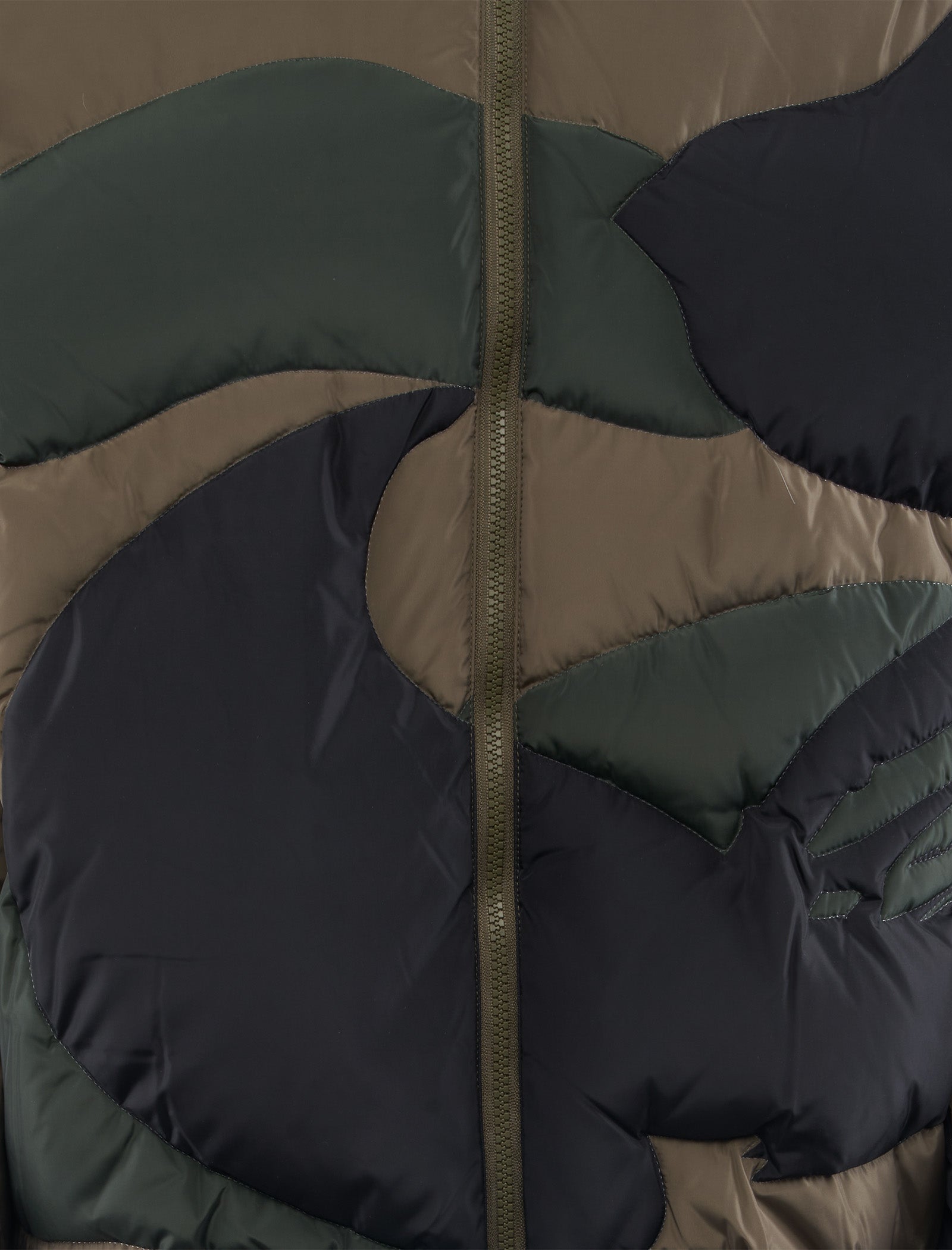 Nylon Down Jacket A bathing ape оригінал – Купити в Україні – вид ззаду
