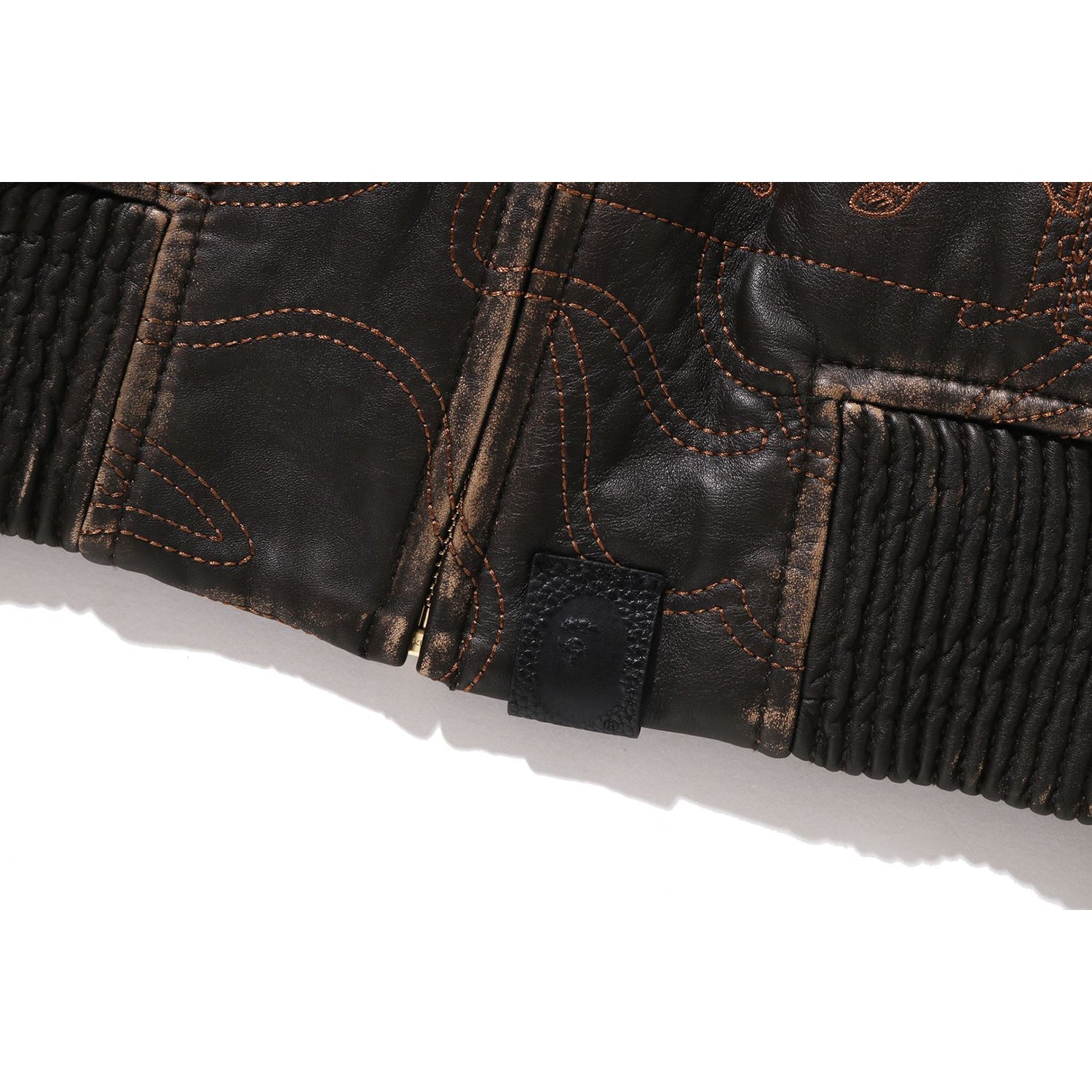 Multi Logo Quilted Leather Bomber Jacket Mens A bathing ape – Гарантія оригінальності – збільшений вид