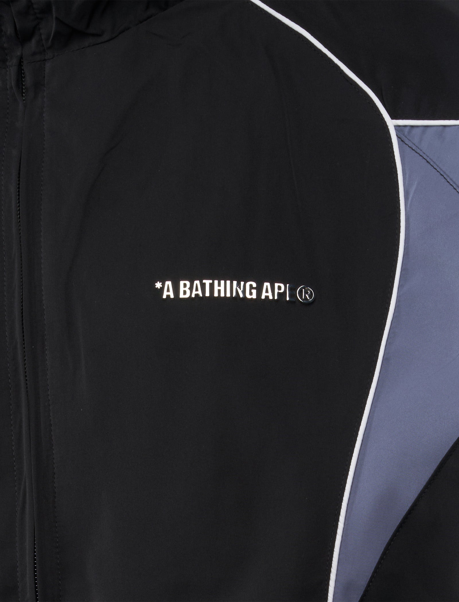 Nylon Track Jacket A bathing ape – Гарантія оригінальності – вид ззаду