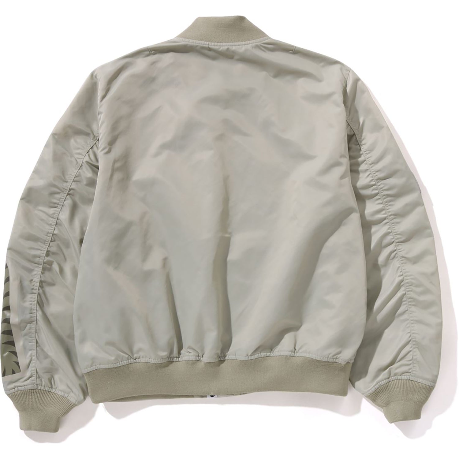 Tonal Chain Stitch Shark Bomber Jacket Mens A bathing ape – Гарантія оригінальності – вид ззаду
