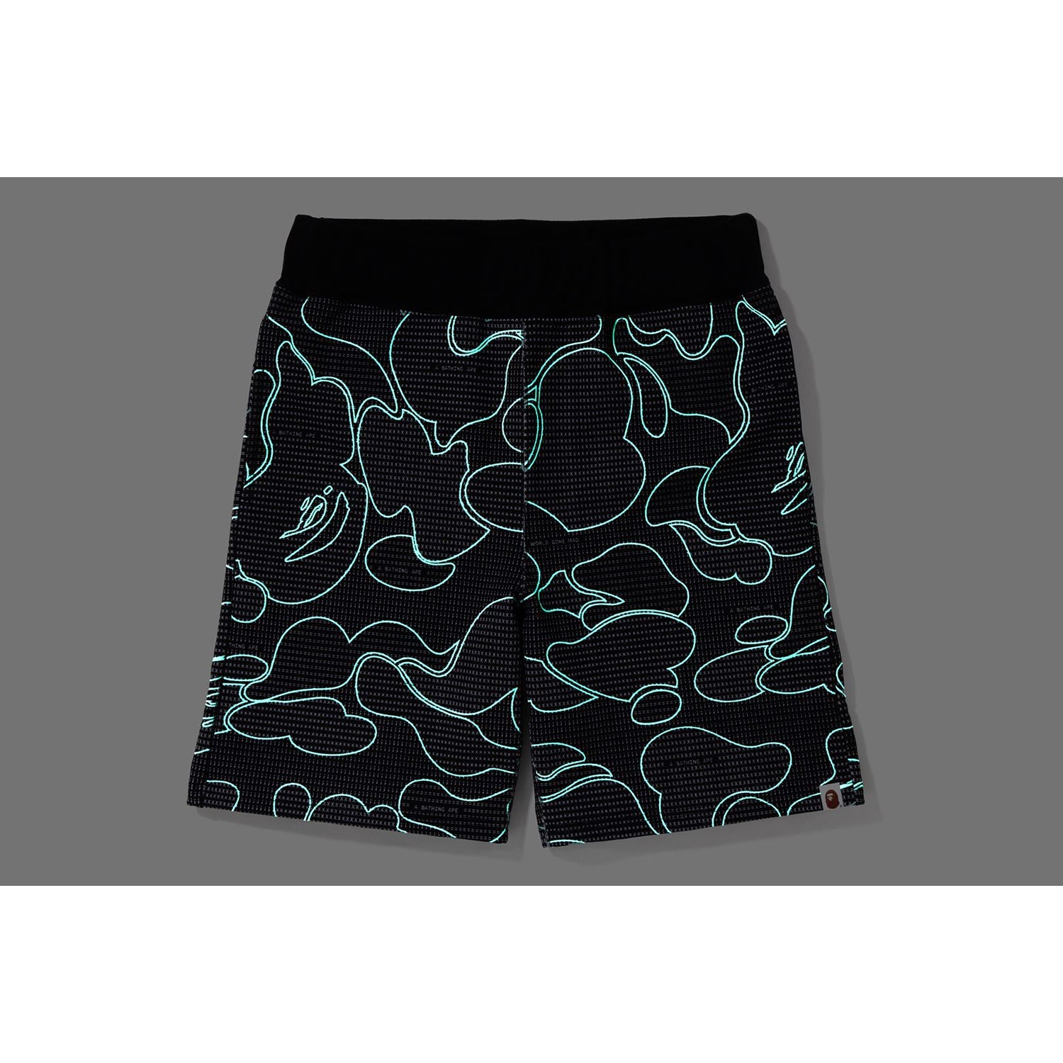Оригінальна Text Code Camo Sweat Shorts Mens A bathing ape – детальний вид