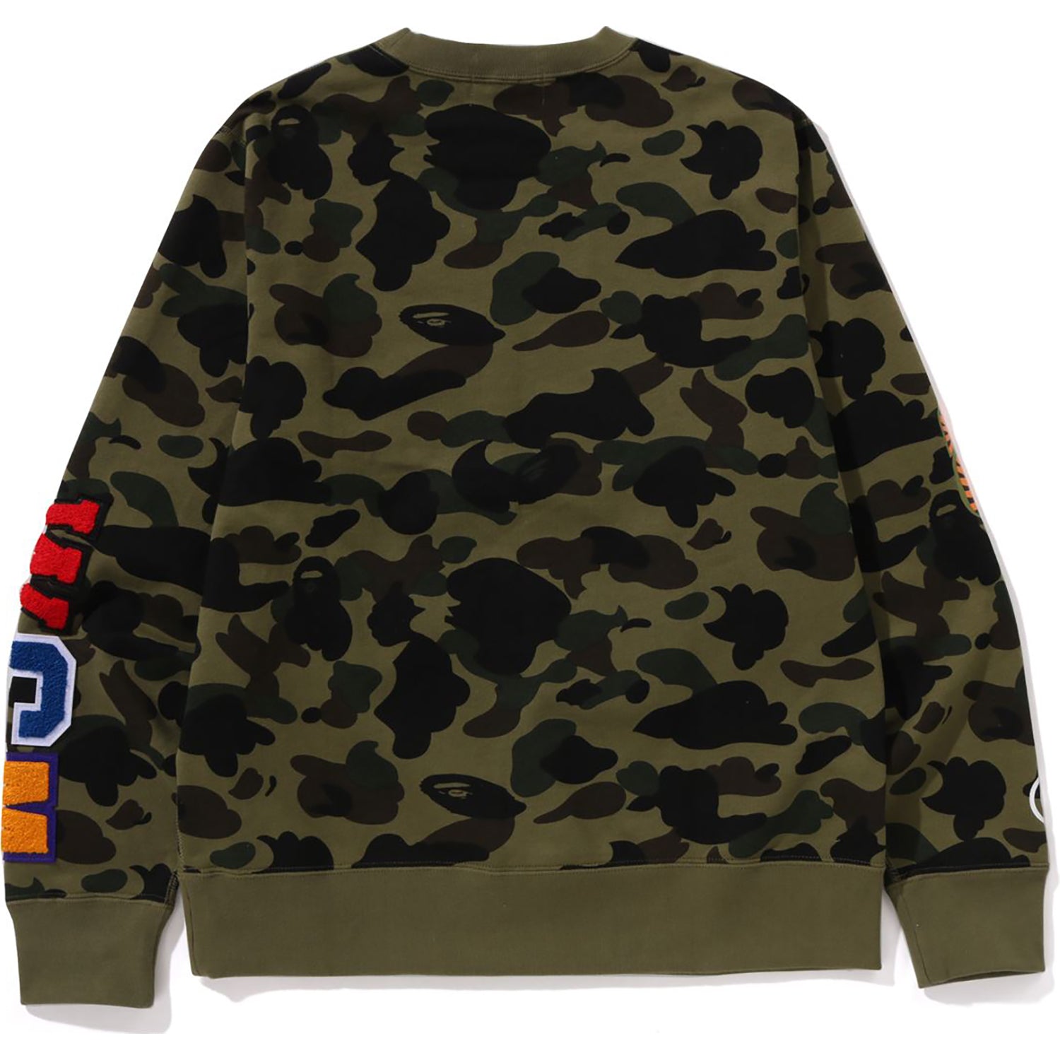 Оригінальна Mens 1st Camo Shark Crewneck Sweatshirt A bathing ape – вид ззаду
