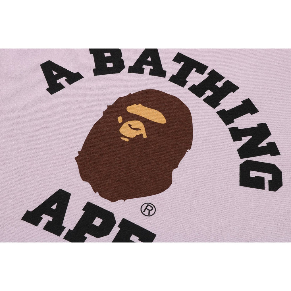 Mens Pigment College T Shirt A bathing ape – Гарантія оригінальності – збільшений вид