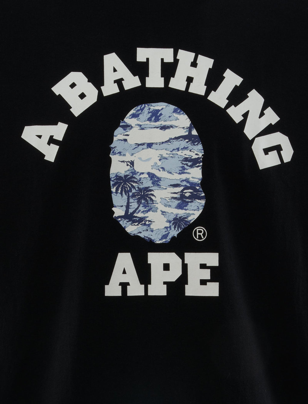 Palm Tree Camo College Tee A bathing ape – Гарантія оригінальності – вид ззаду