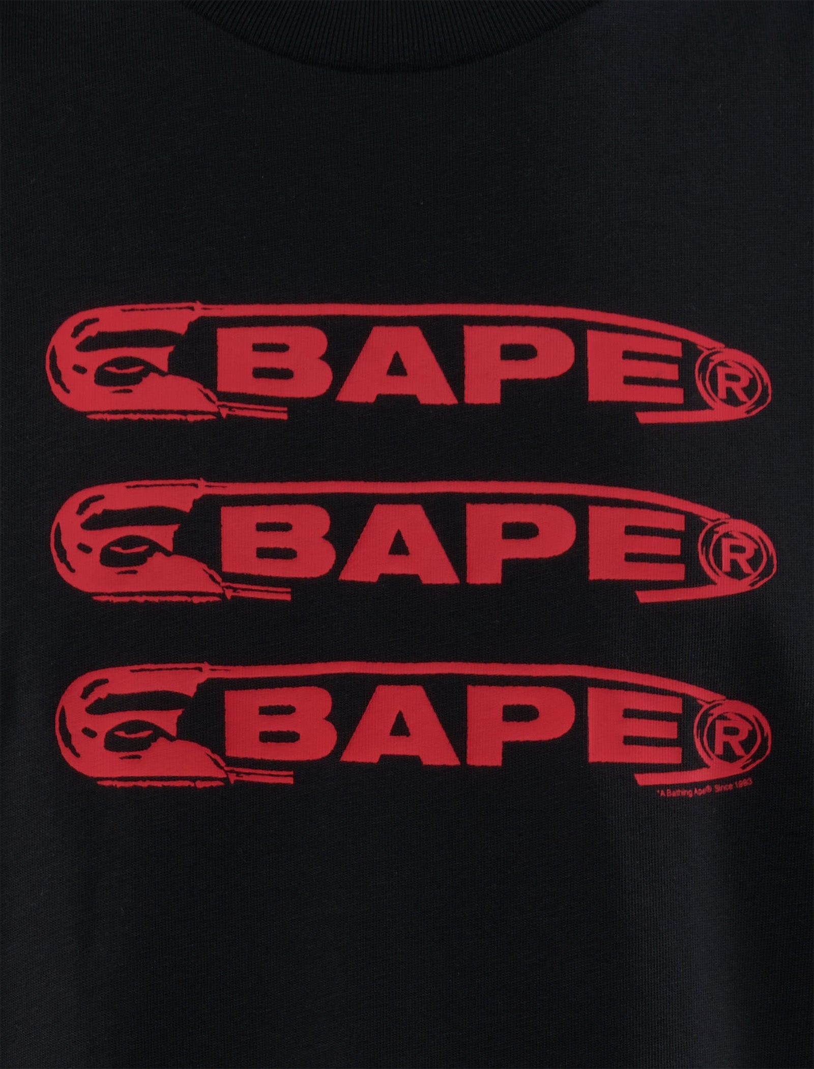 Pin Logo Tee A bathing ape – Гарантія оригінальності – вид ззаду