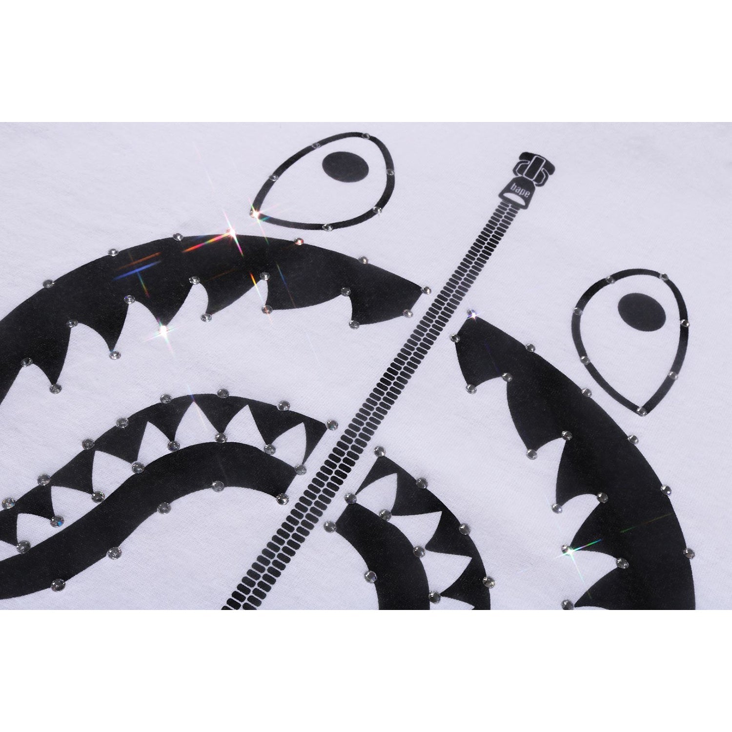 Оригінальна Crystal Stone Shark Tee Ladies A bathing ape – збільшений вид
