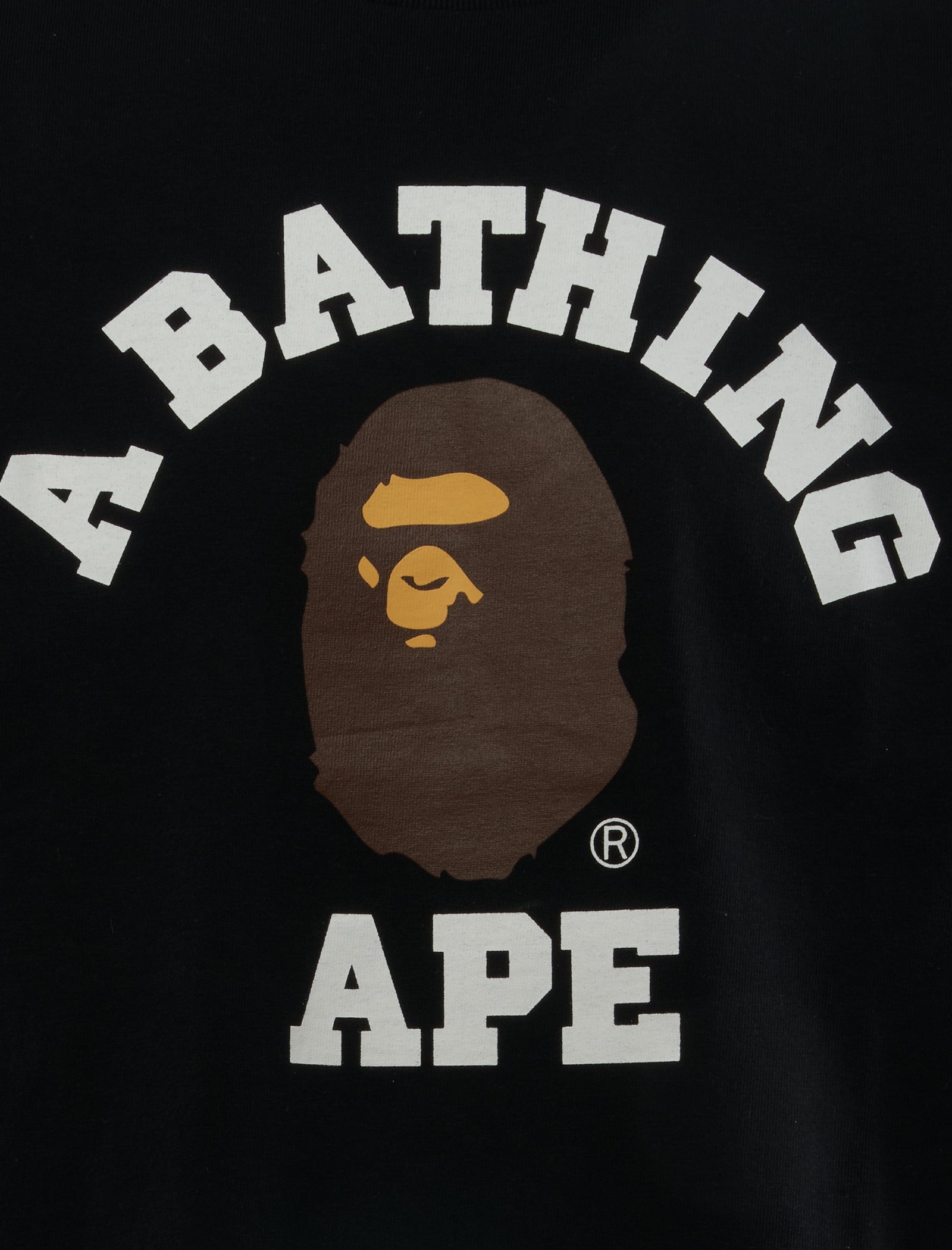 College Tee A bathing ape оригінал – Купити в Україні – вид ззаду