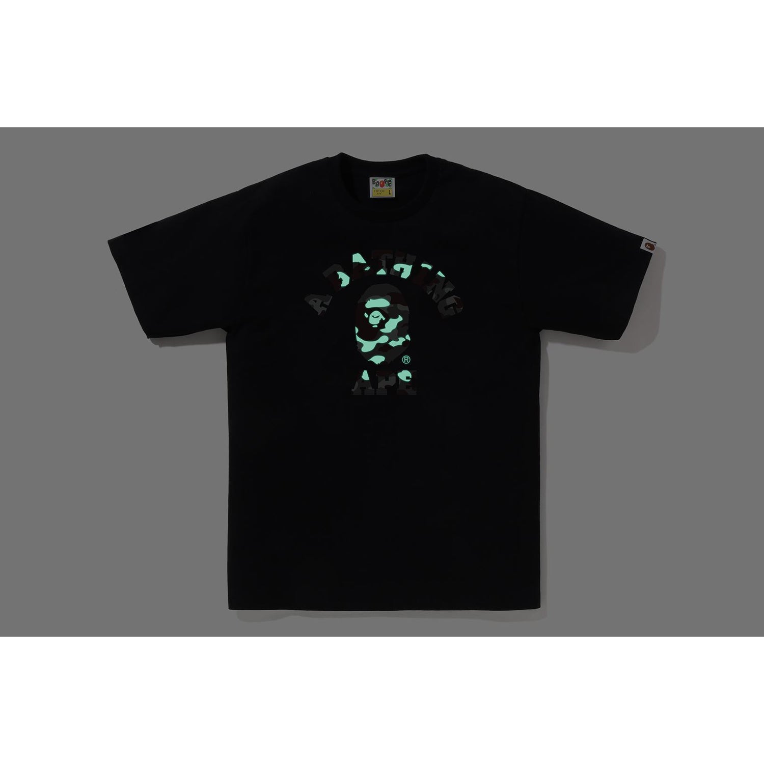 Оригінальна City Camo College Tee Mens A bathing ape – вид ззаду