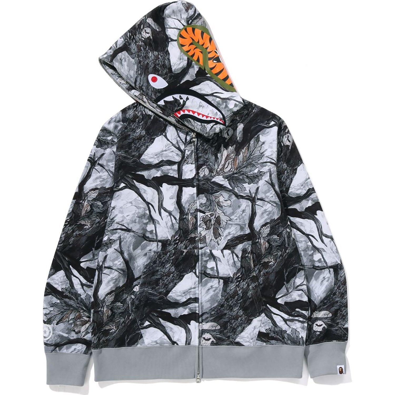Оригінальна Tree Edge Camo Shark Full Zip Hoodie Mens A bathing ape – вид ззаду