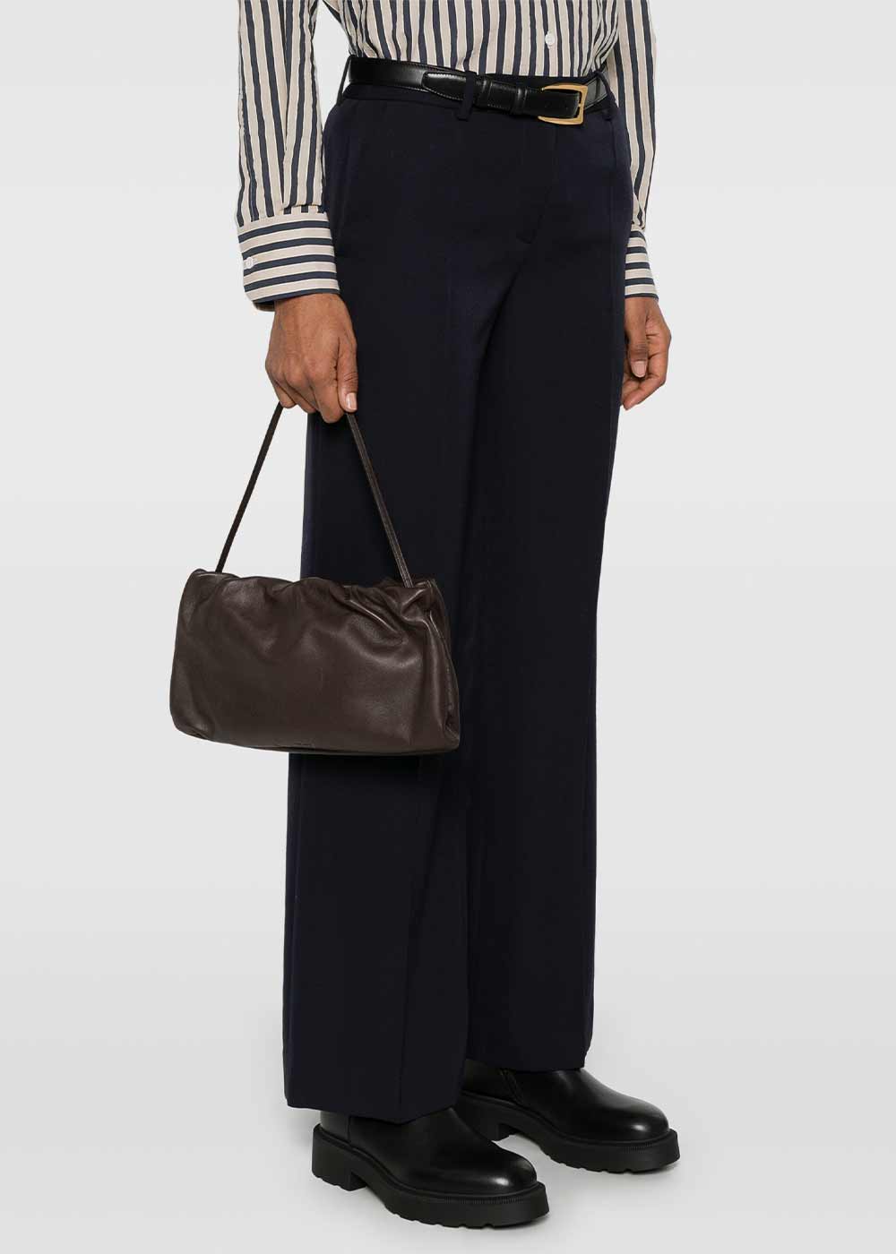 Dark Khaki XL Bourse Bag The row – Гарантія оригінальності – вид ззаду