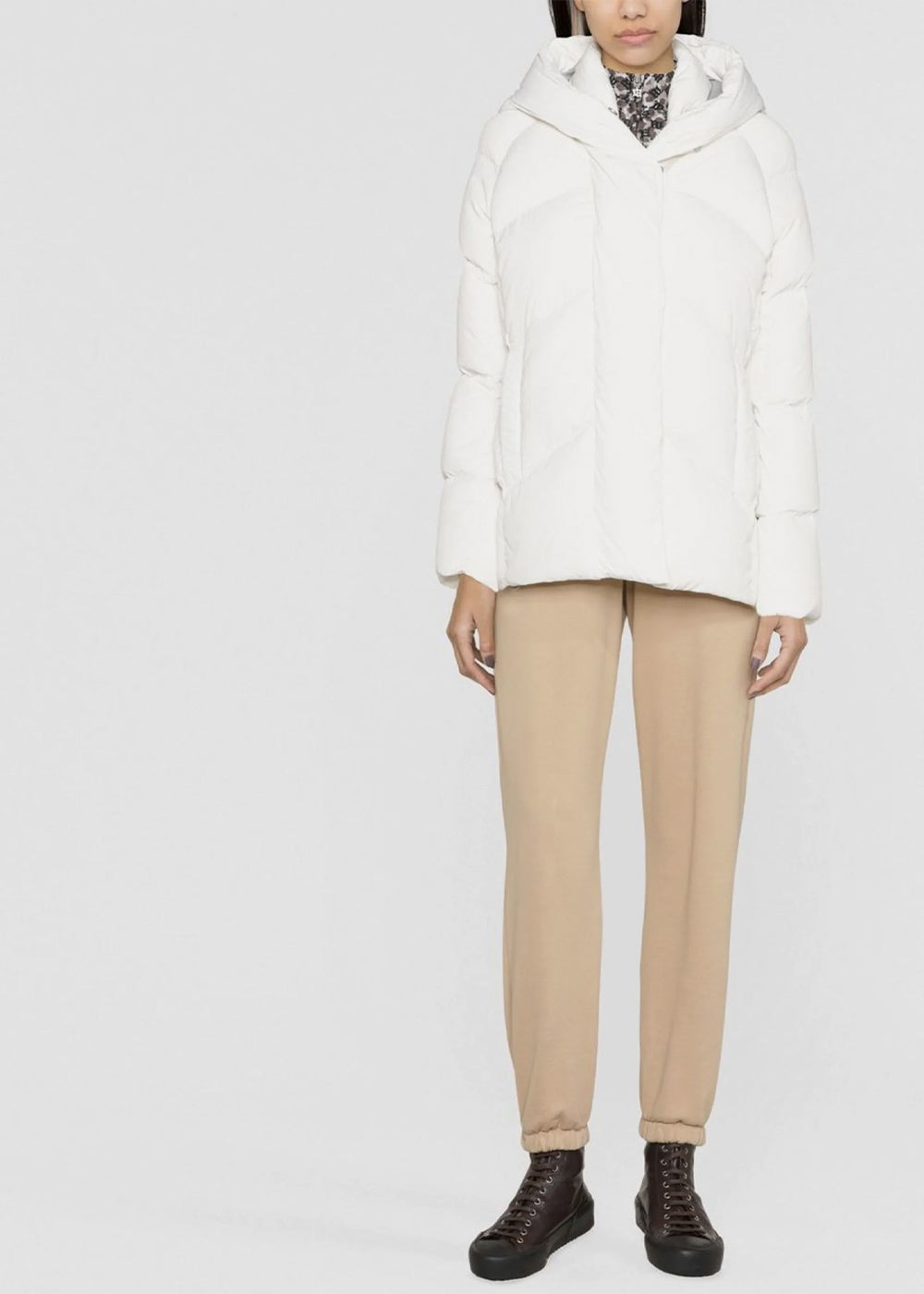 Оригінальна White Marlow Hooded Puffer Jacket Canada goose – вид ззаду