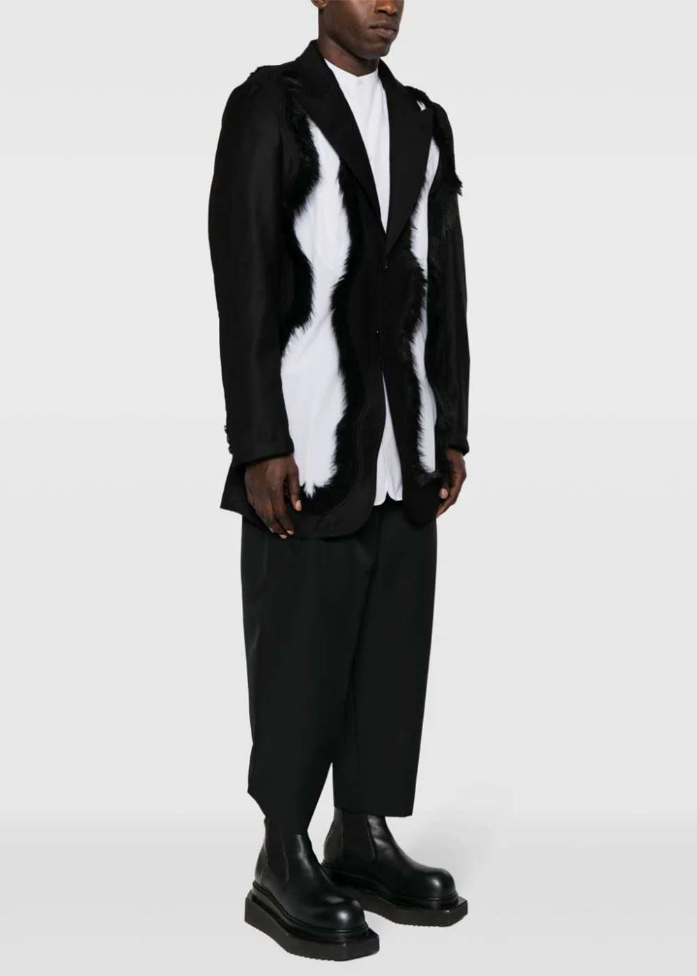 Black Faux Fur-Embellished Single-Breasted Blazer Comme des garcons оригінал – Купити в Україні – вид ззаду