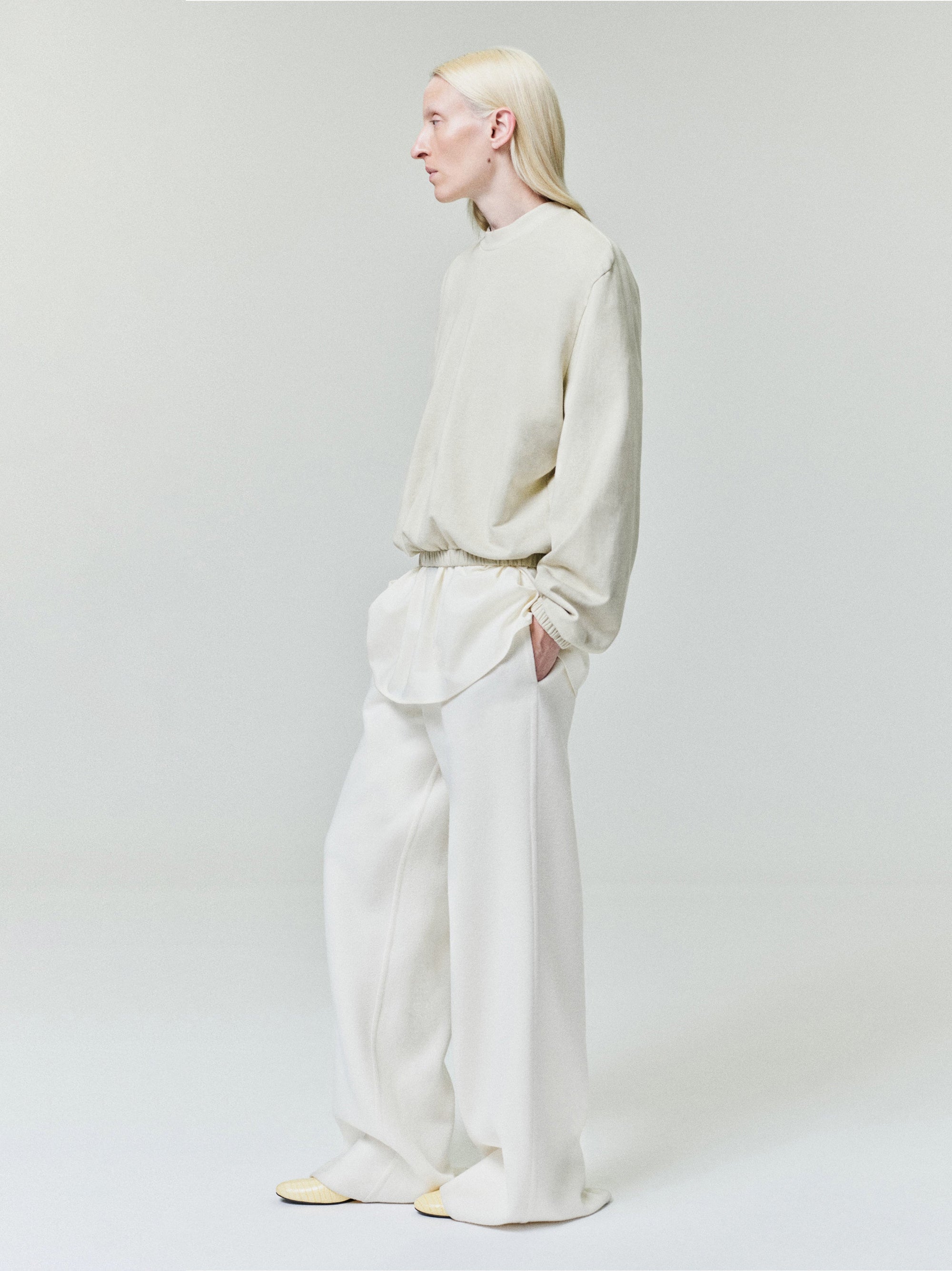 Womens Sunfaded Classic Crewneck Fear of god – Гарантія оригінальності – вид ззаду
