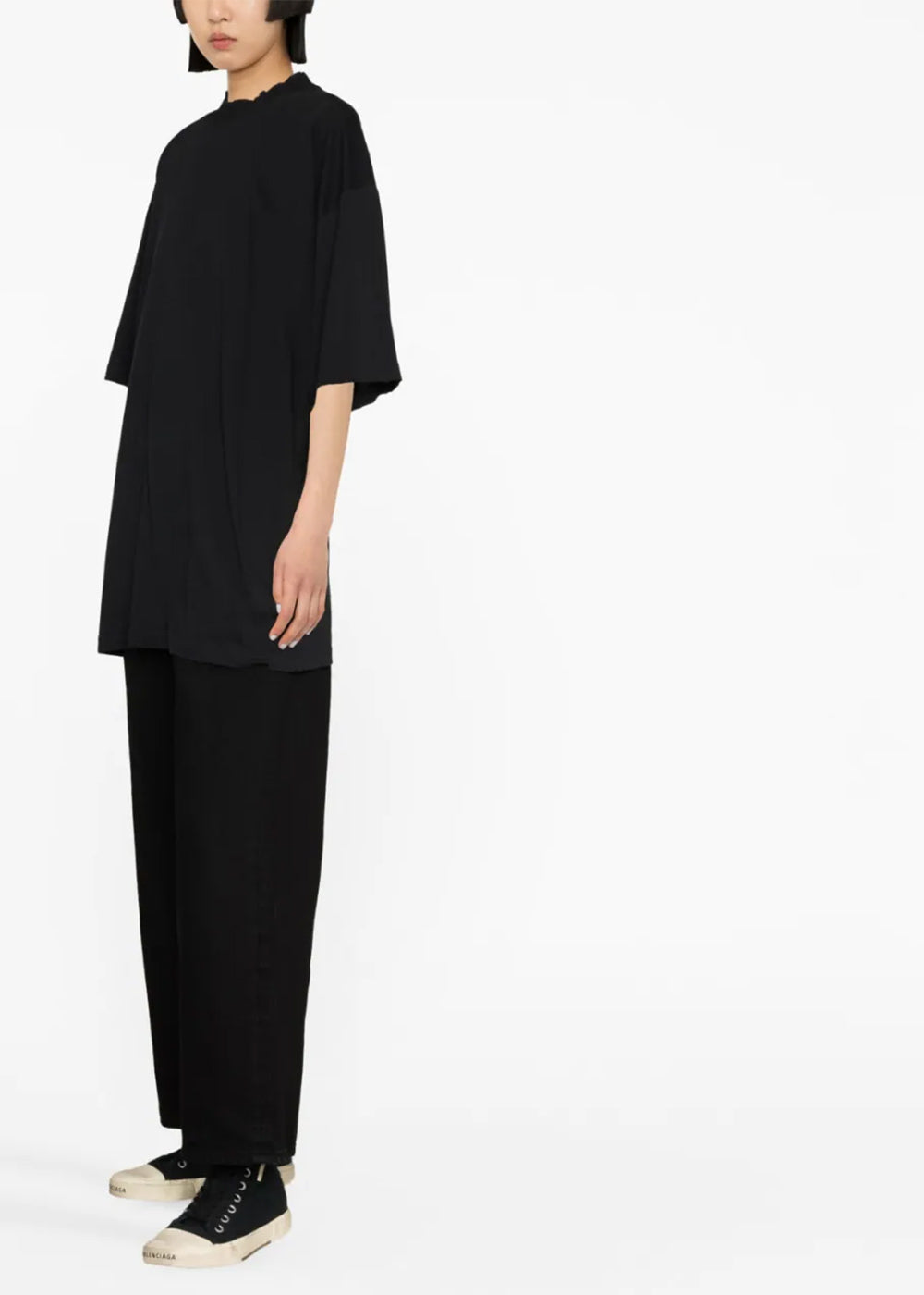 Black Distressed T-Shirt Balenciaga – Гарантія оригінальності – детальний вид