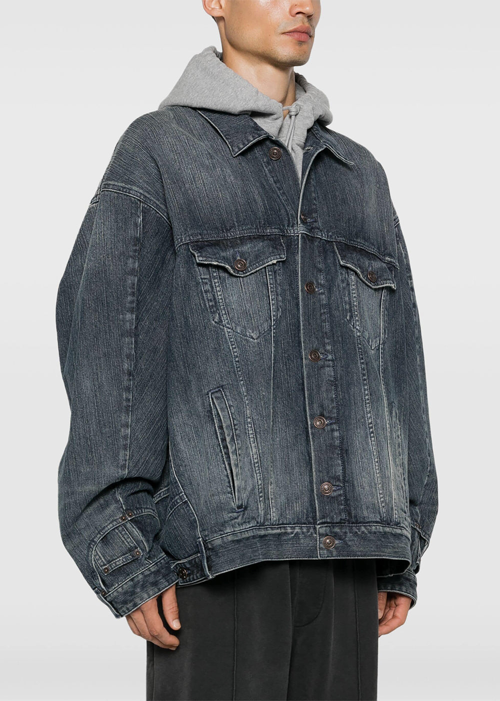 Indigo Deconstructed Denim Jacket Balenciaga оригінал – Купити в Україні – вид ззаду