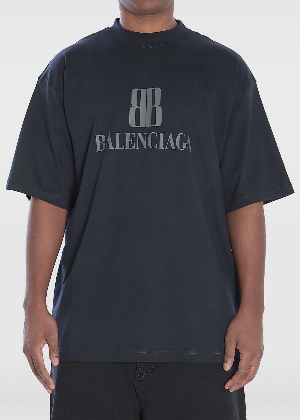 Оригінальна Faded Black Nano Bb Medium Fit T-Shirt Balenciaga – боковий вид