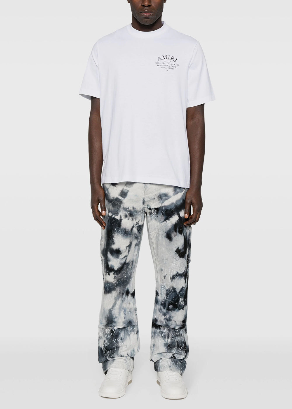 White Amiri Arts District T-Shirt Amiri оригінал – Купити в Україні – вид ззаду
