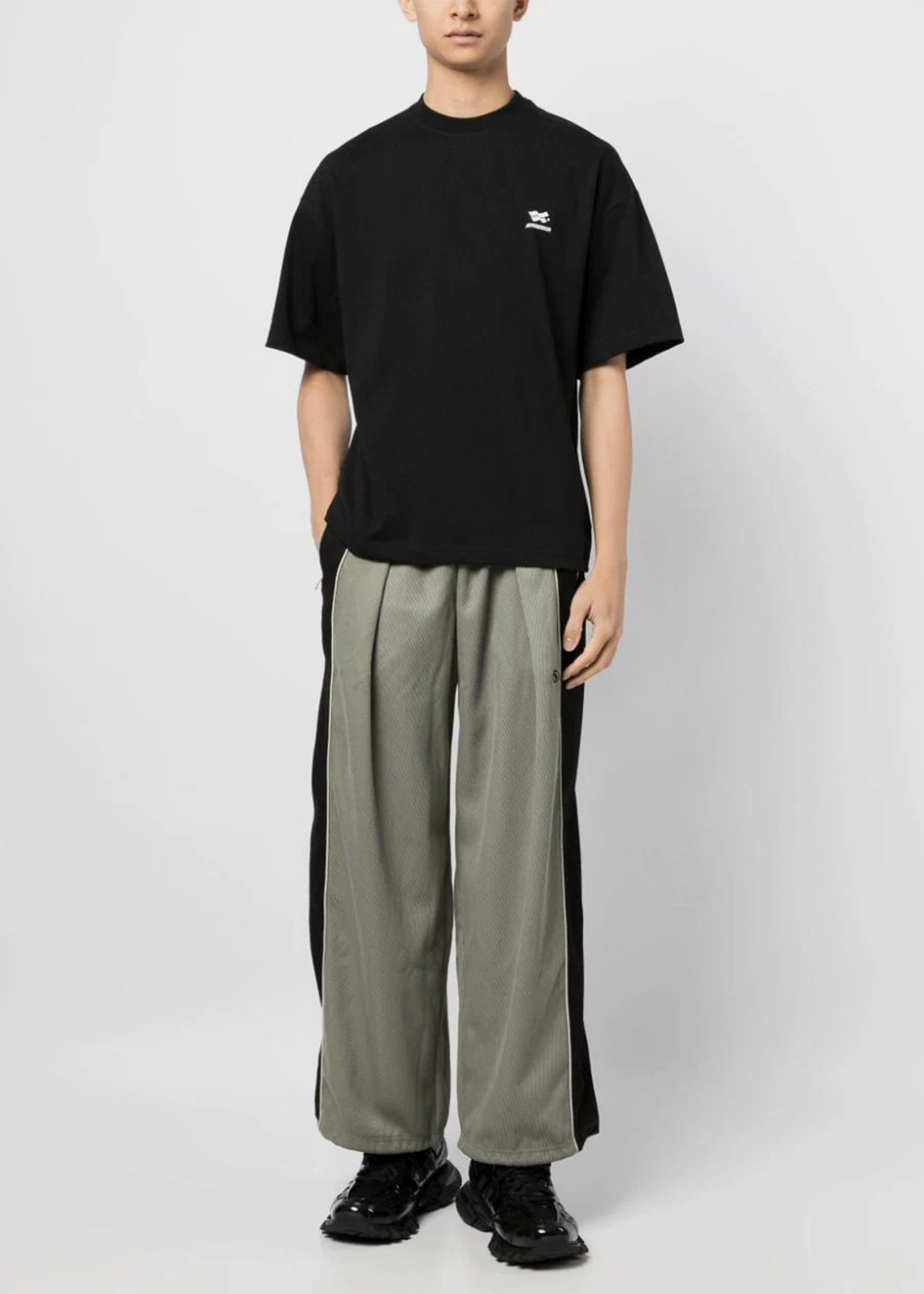 Оригінальна Black Logo-Print T-Shirt Ader error – вид ззаду