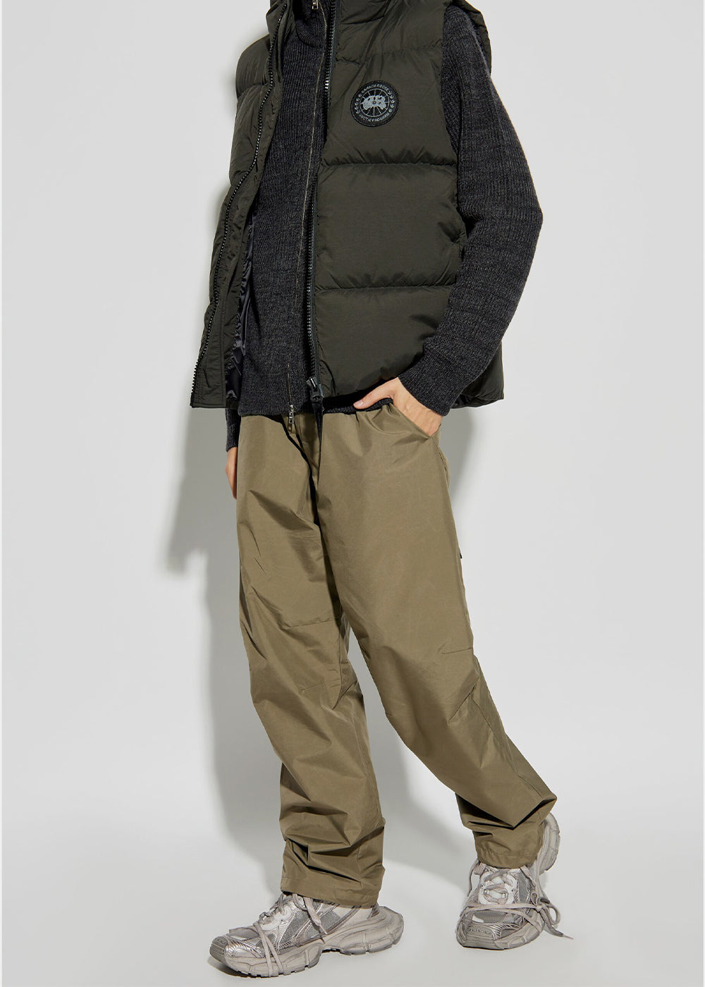 Volcano Lawrence Puffer Vest Canada goose оригінал – Купити в Україні – вид ззаду