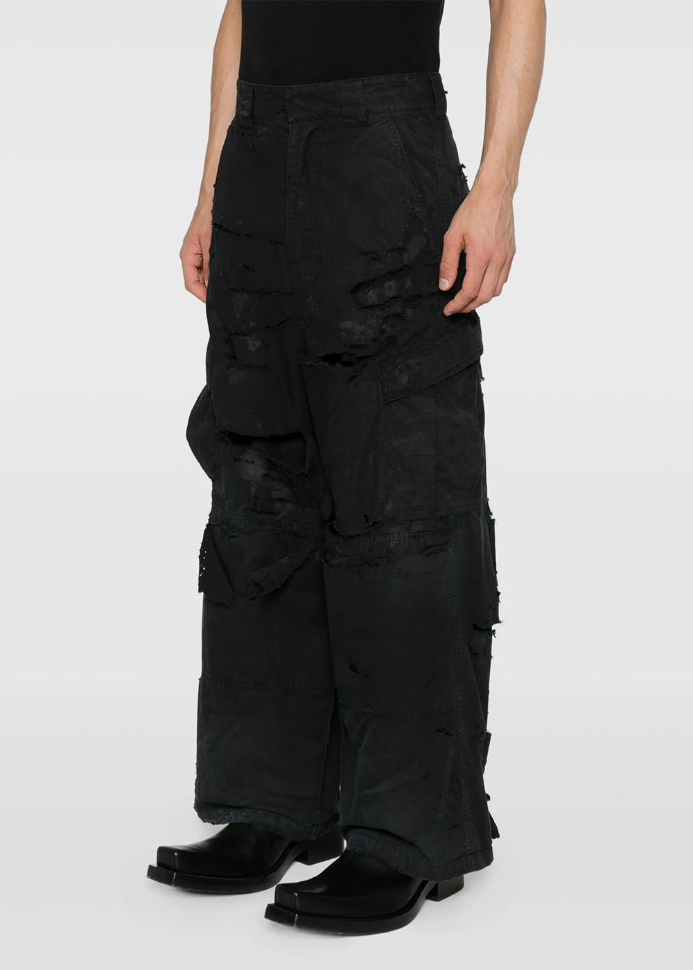 Black Distressed Large Cargo Pants Balenciaga оригінал – Купити в Україні – детальний вид
