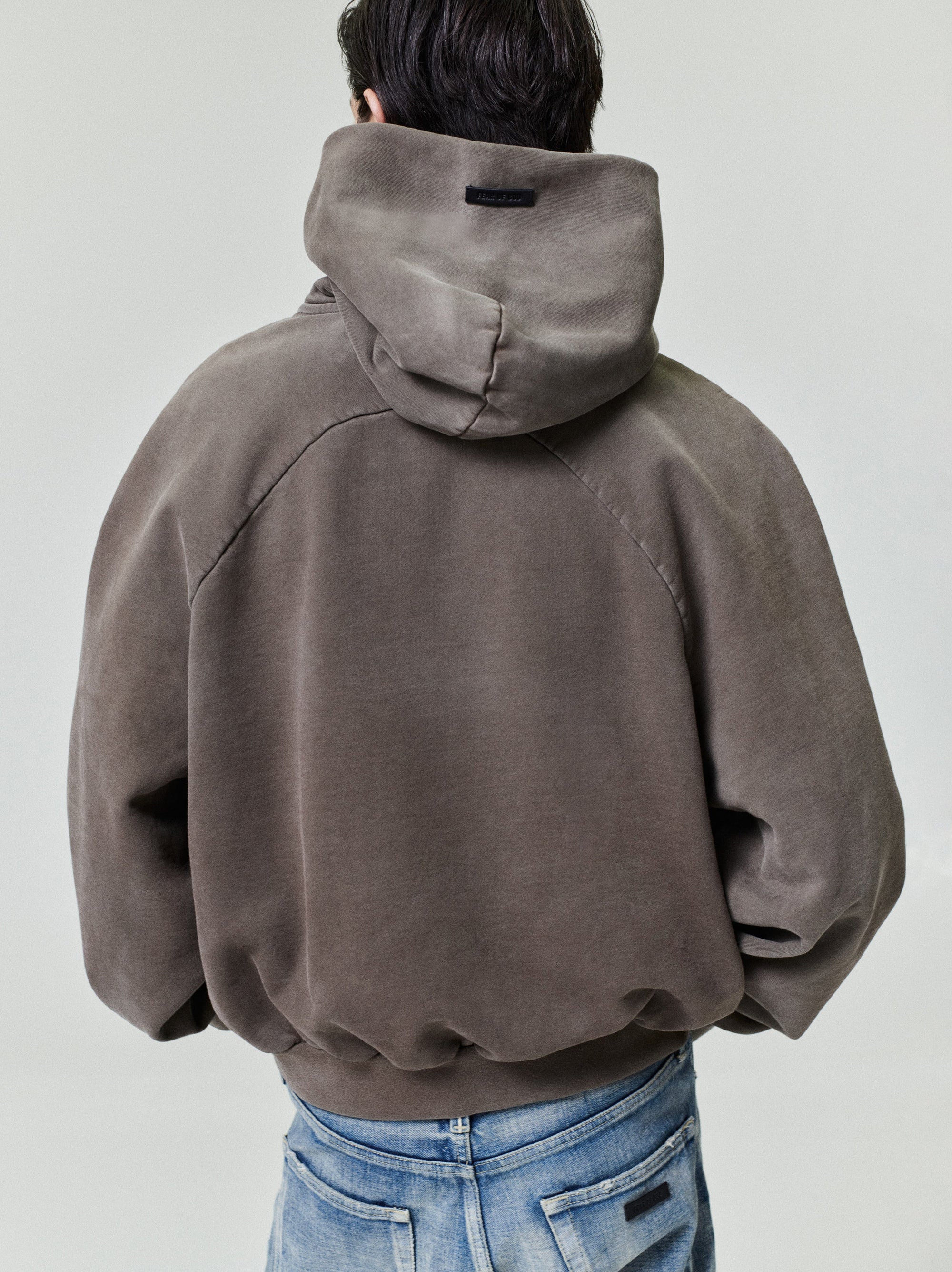 Sunfaded Classic Half Raglan Hoodie W Fear of god – Гарантія оригінальності – вид ззаду - FEAR OF GOD
