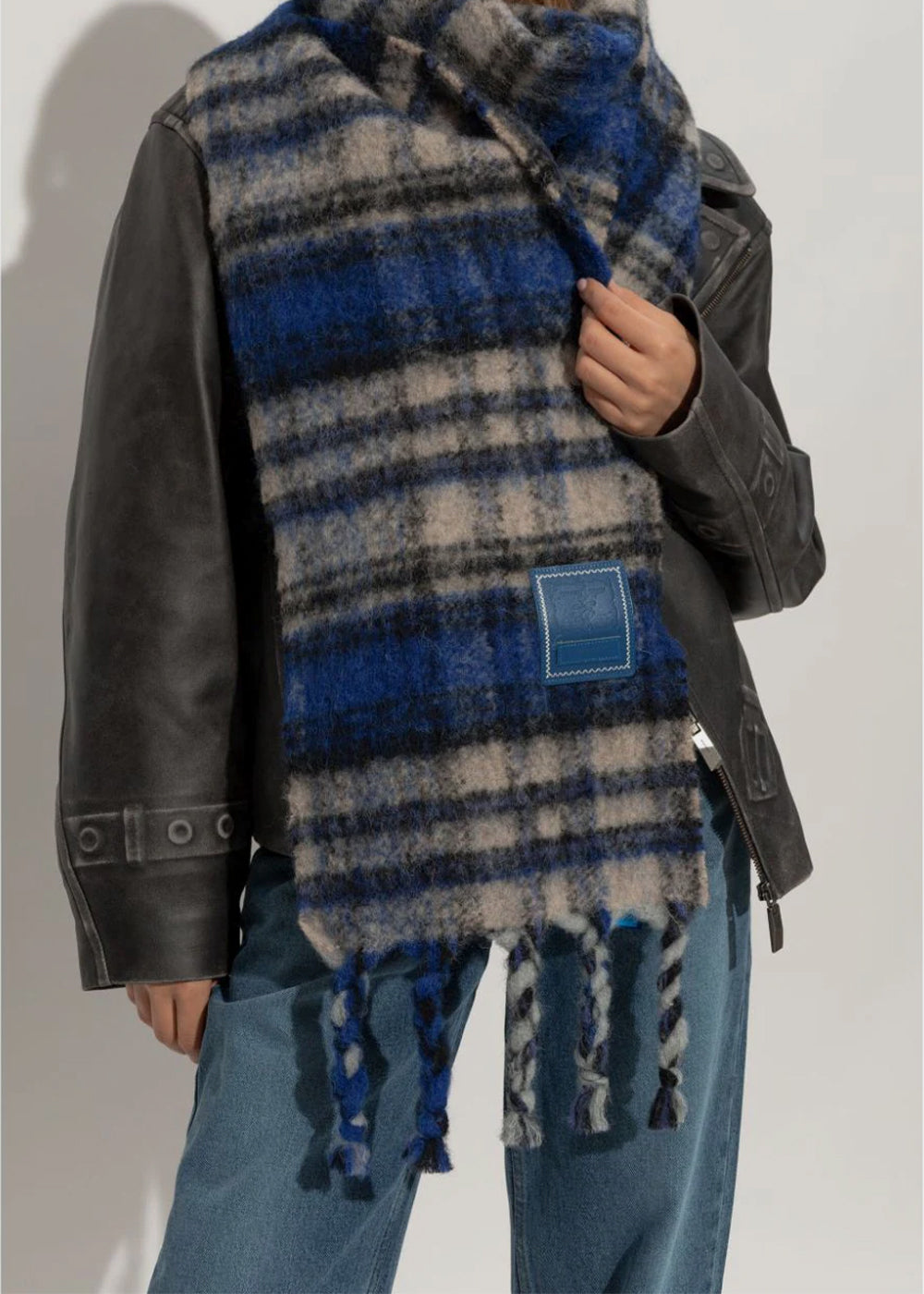 Blue Fringe Scarves Ader error оригінал – Купити в Україні – вид ззаду