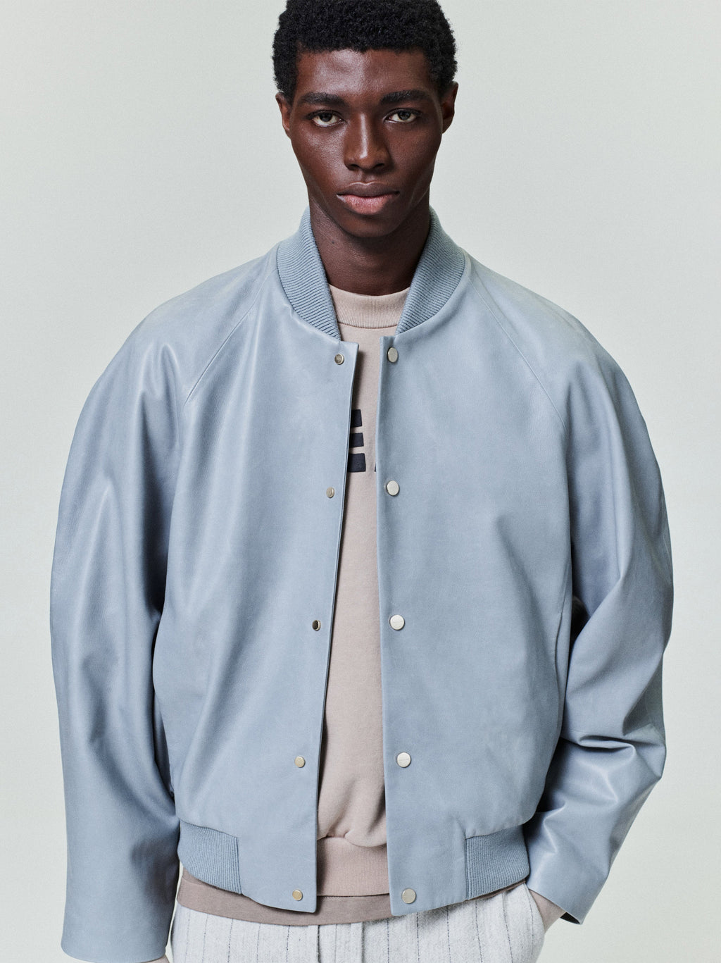 Leather 9 Raglan Bomber Jacket Fear of god – Гарантія оригінальності – вид ззаду