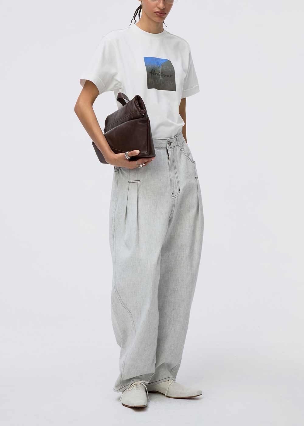 Off White Graphic-Print T-Shirt Ader error – Гарантія оригінальності – вид ззаду