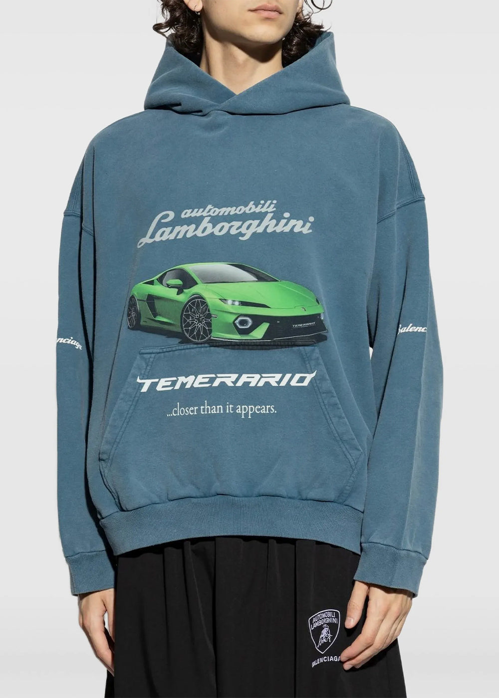 Оригінальна Dark Blue Lambo Medium Fit Hoodie Balenciaga – вид ззаду