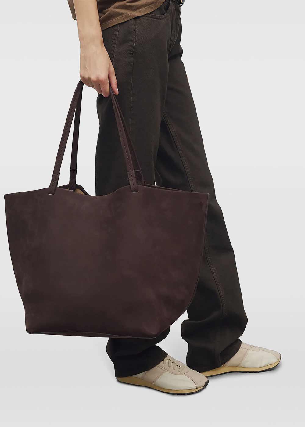Оригінальна Dark Mocha XL Park Tote The row – вид ззаду