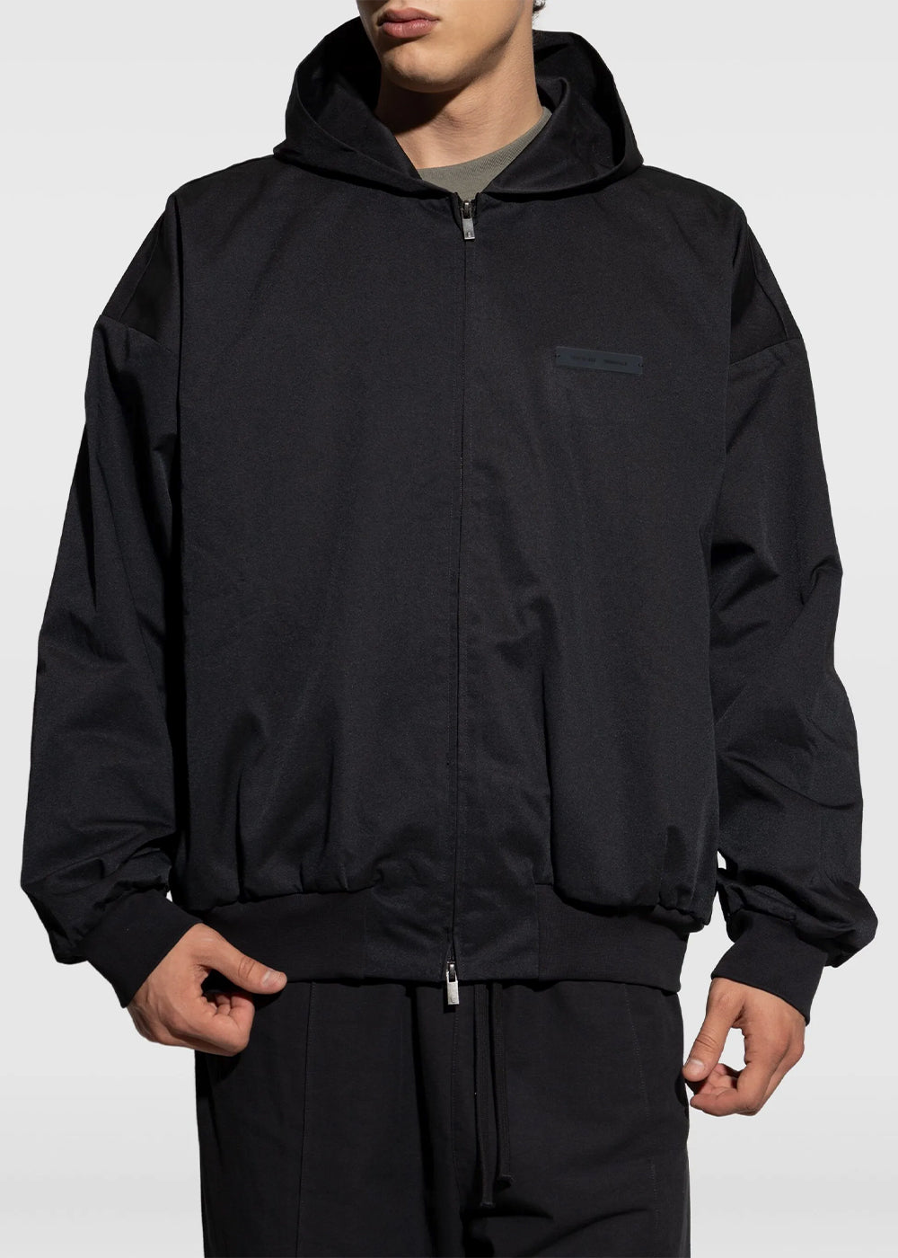 Оригінальна Jet Black Poly Twill Hooded Bomber Fear of god – збільшений вид