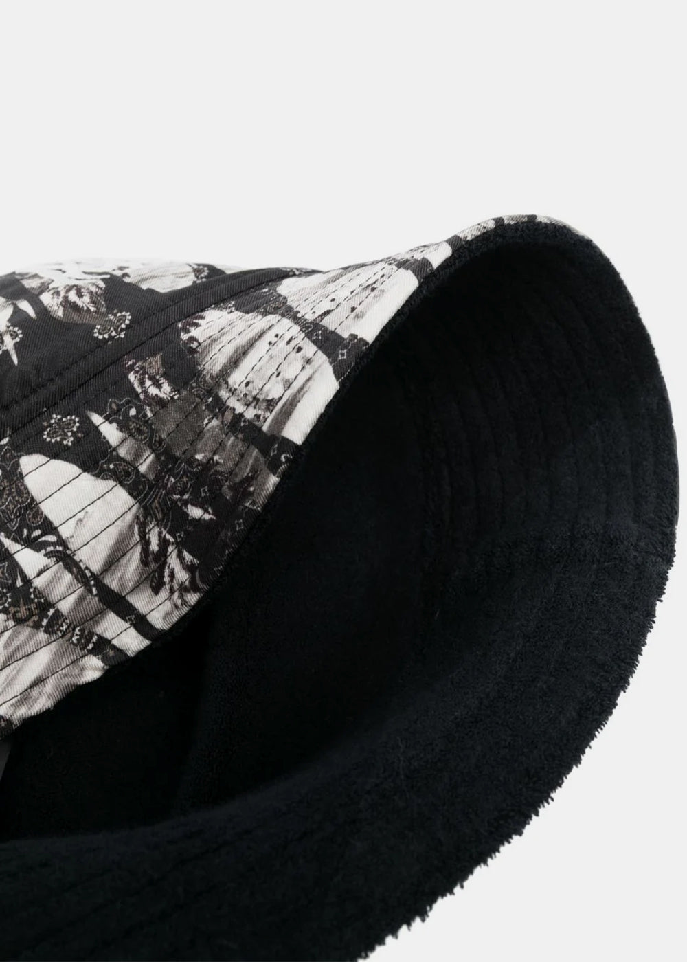 Black Bandana Reversible Bucket Hat Amiri оригінал – Купити в Україні – вид ззаду