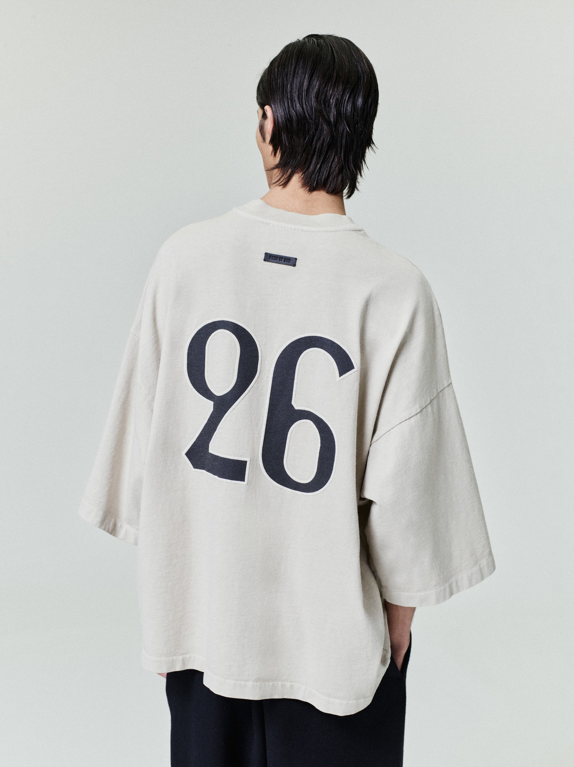 Оригінальна Fg 26 Tee Fear of god – вид ззаду - FEAR OF GOD
