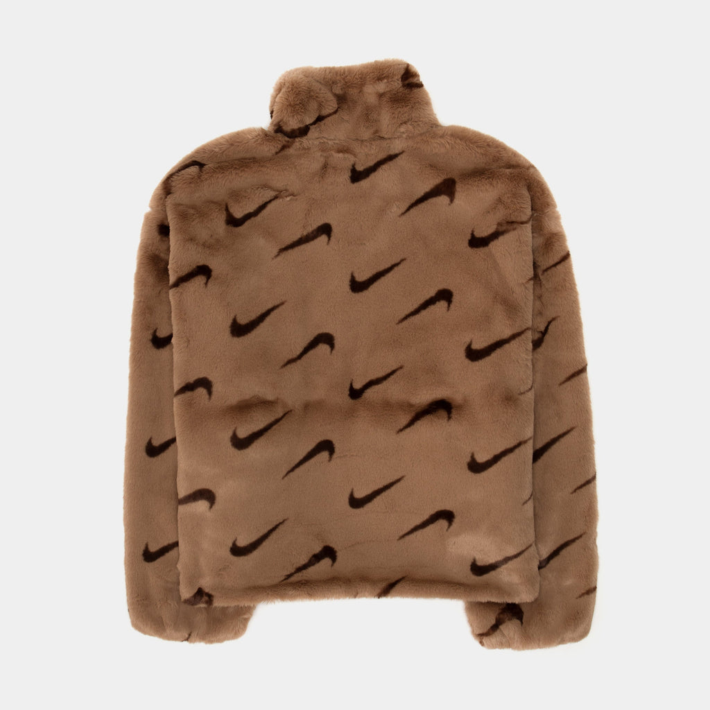 Оригінальна Nsw Aop Faux Fur Jacket Womens Jacket Nike – вид ззаду