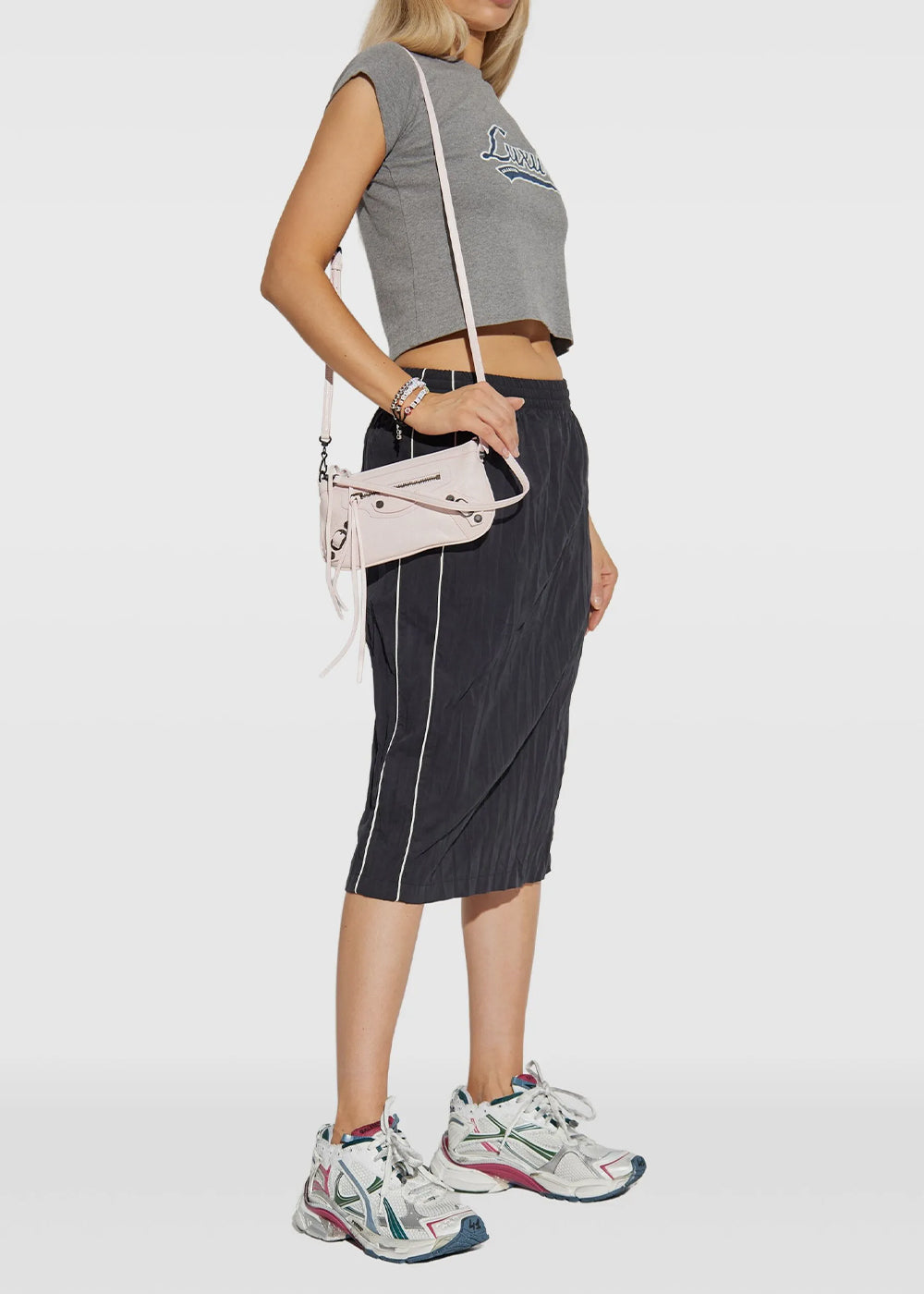 Оригінальна Black Fluid Peachy Tracksuit Dress Balenciaga – вид ззаду