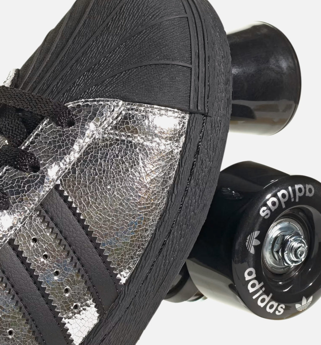 Оригінальна Superstar 82 Roller Skates Womens Lifestyle Shoe Adidas – вид ззаду