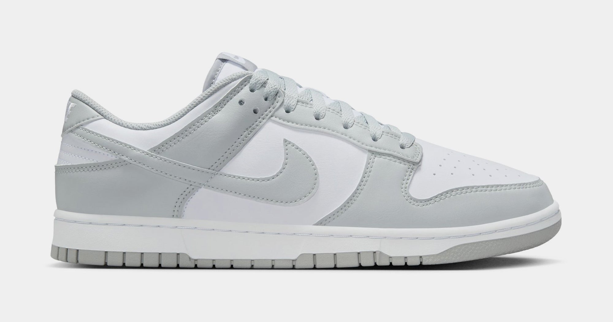 Оригінальна Dunk Low Mens Lifestyle Shoes Nike – боковий вид