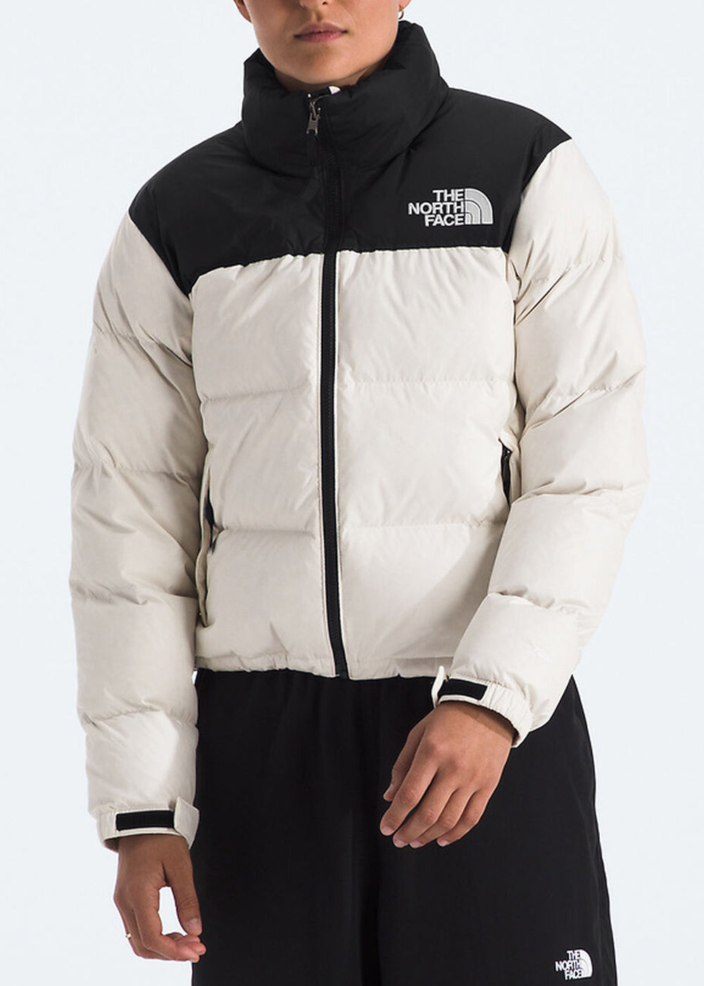 White Womens 1996 Retro Nuptse Jacket The north face оригінал – Купити в Україні – вид ззаду