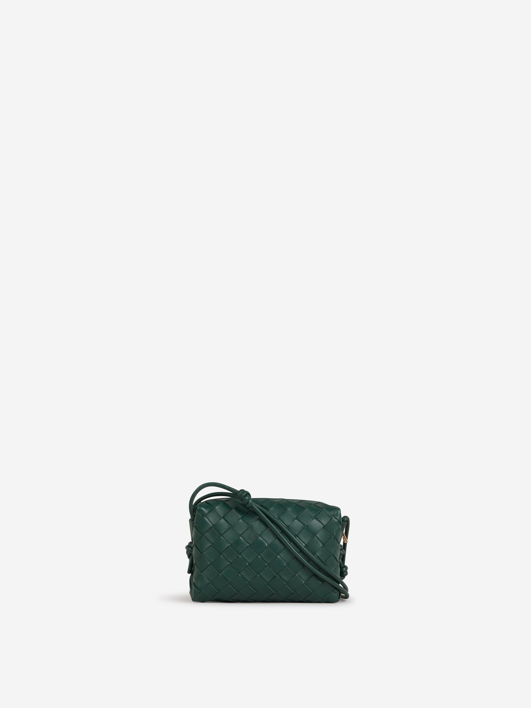 Оригінальна Mini Loop Camera Bag Bottega veneta – детальний вид