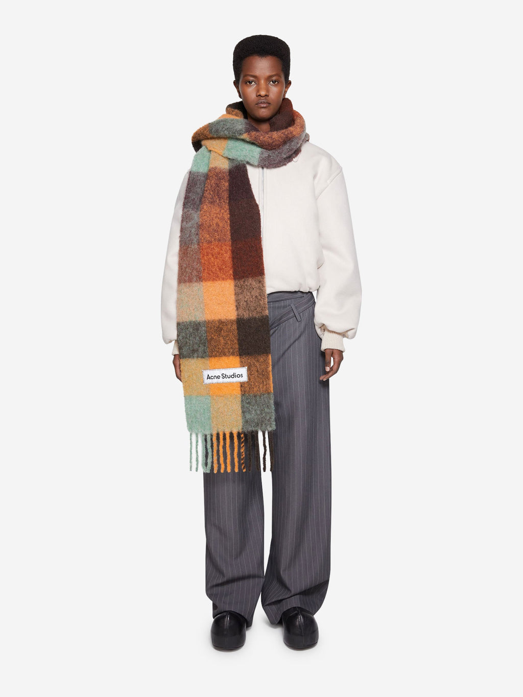 Acne studios Accessories оригінал | Швидка доставка Україна – вид ззаду