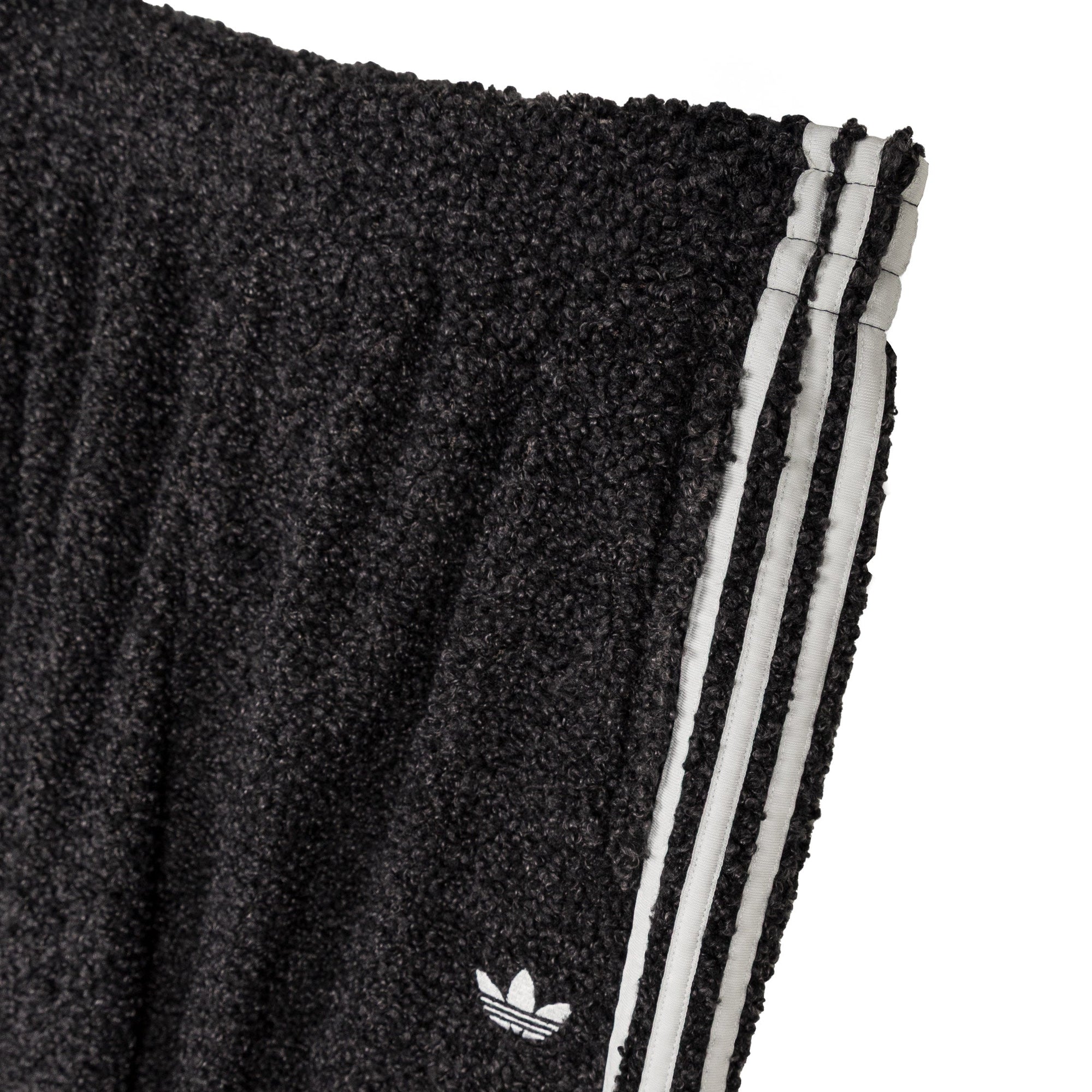Boucle Firebird Trackpants Adidas – Гарантія оригінальності – детальний вид - ADIDAS