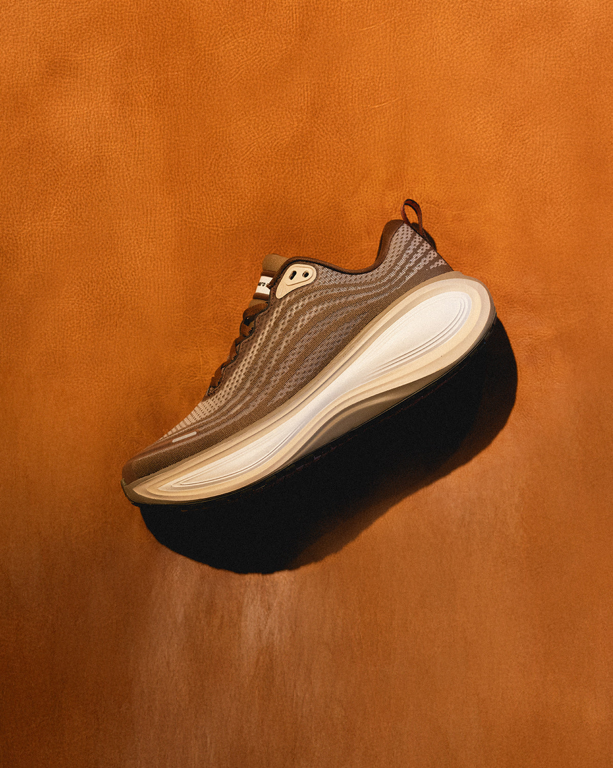 Vomero Plus Nike оригінал – Купити в Україні – вид ззаду