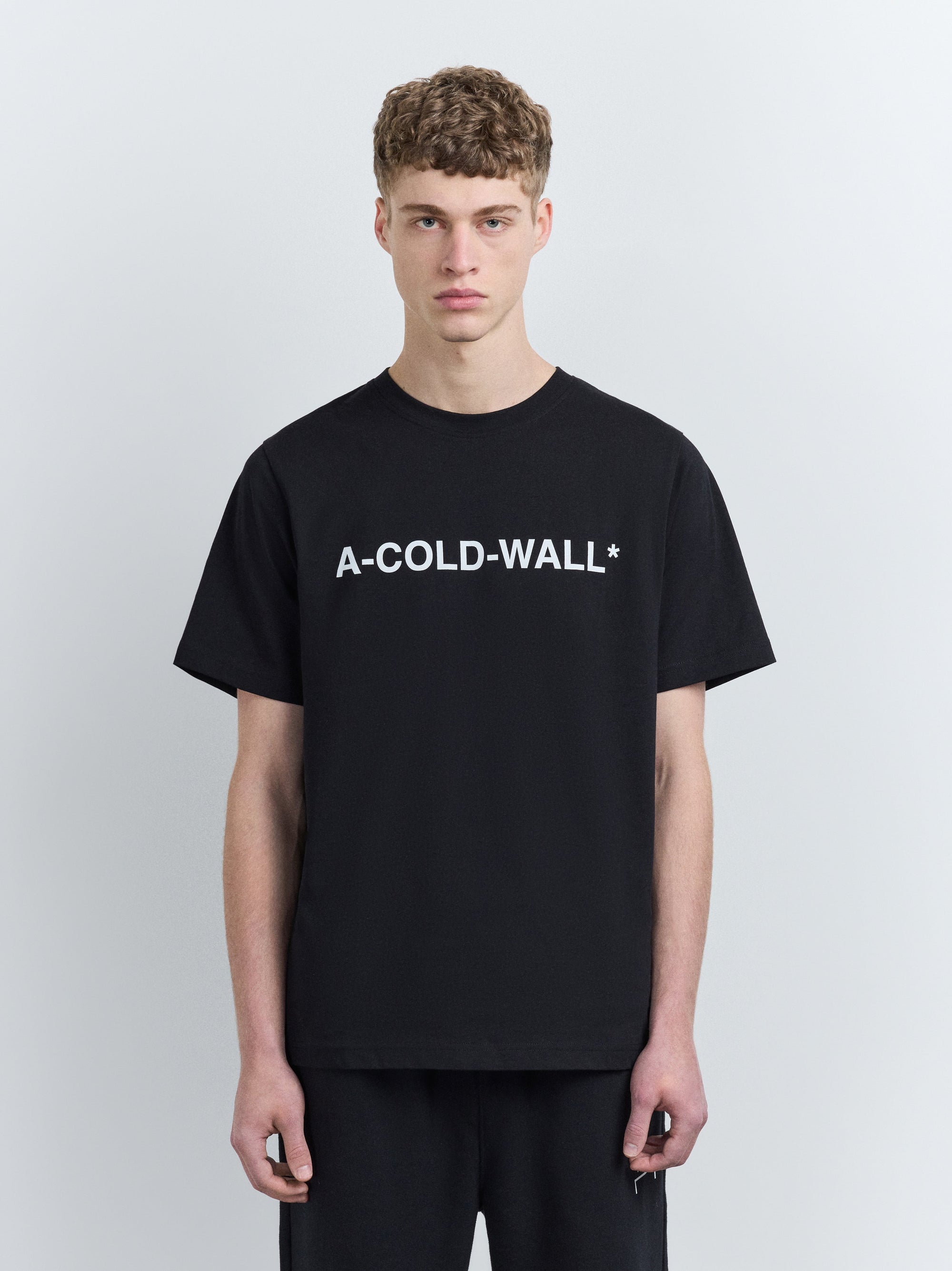 Tapley Logo T-Shirt Black A cold wall – Гарантія оригінальності – детальний вид
