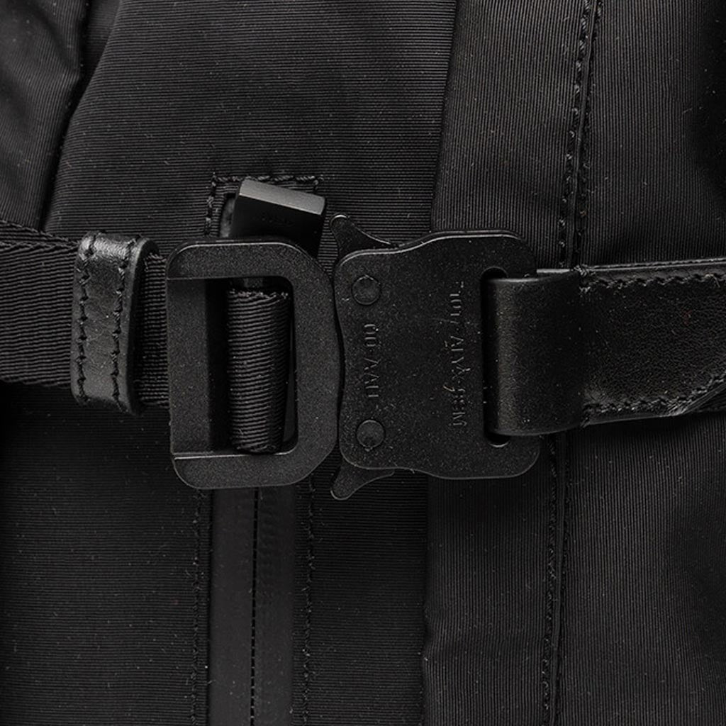 1017 9sm Sleepy Crossbody Bag 1017 alyx 9sm оригінал – Купити в Україні – детальний вид