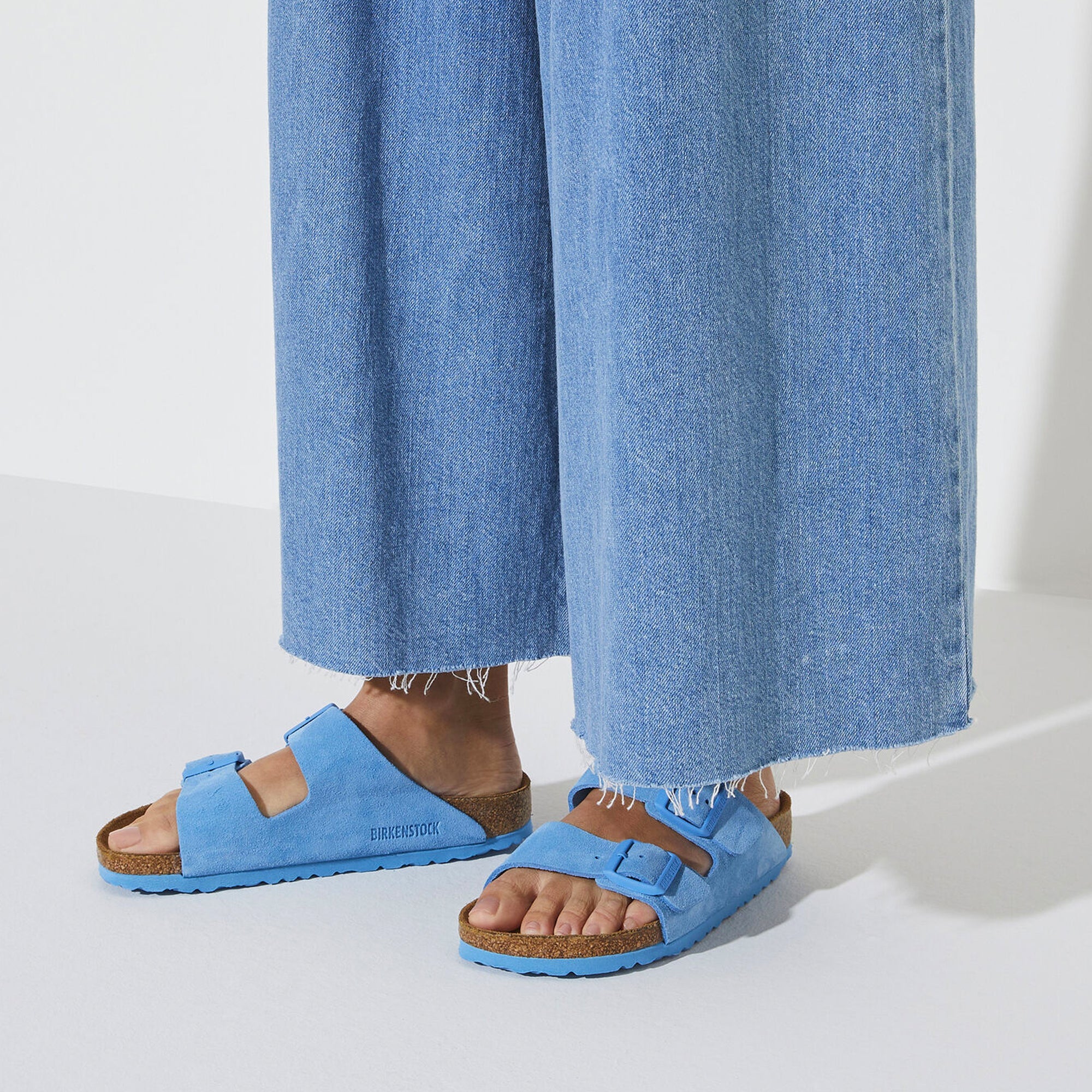 Womens Arizona Soft Footbed Sandals Birkenstock оригінал – Купити в Україні – збільшений вид - BIRKENSTOCK